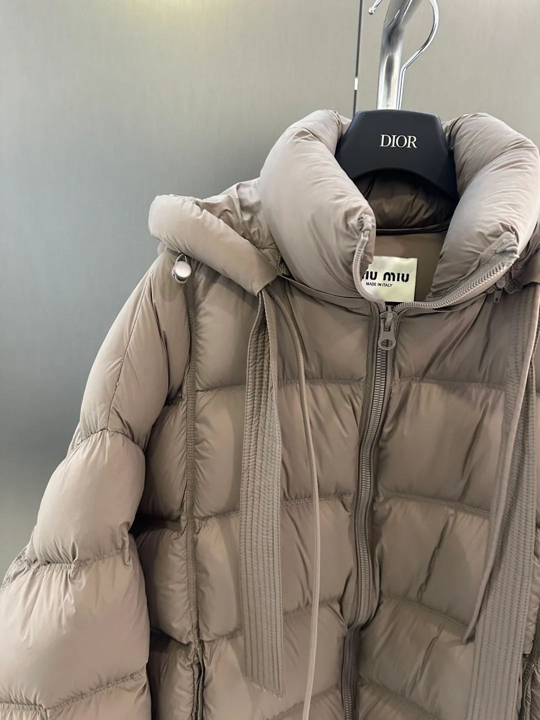 Куртки И Пуховики Женские Miu Miu 907268