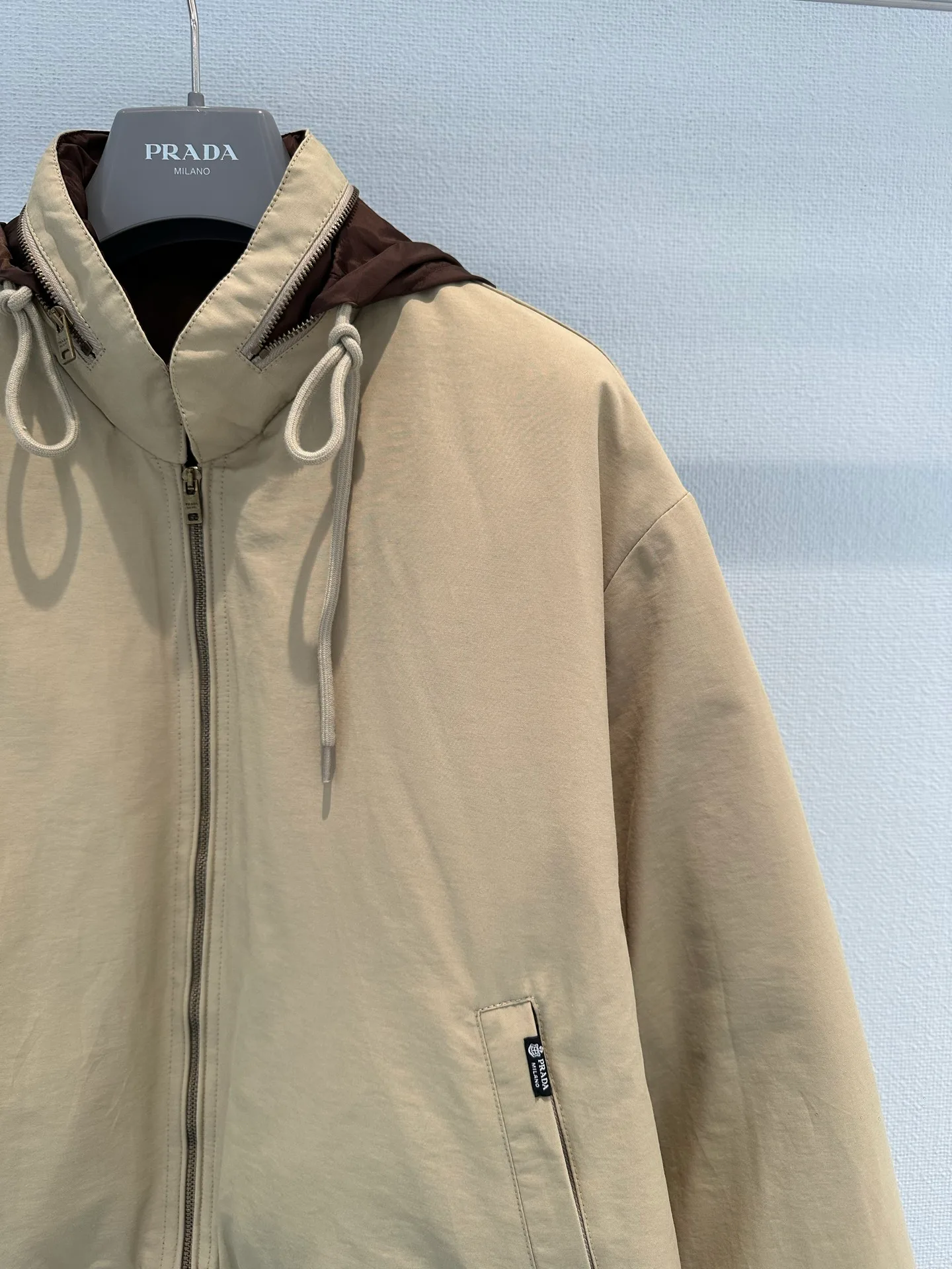 Куртки И Пуховики Женские Prada 18963143