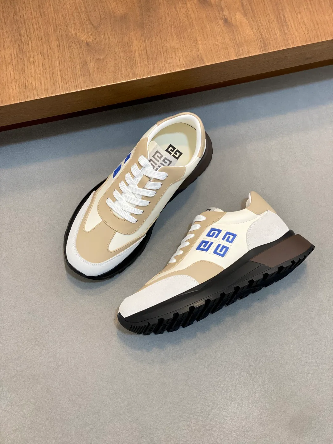 Кроссовки Мужские Givenchy 2030123