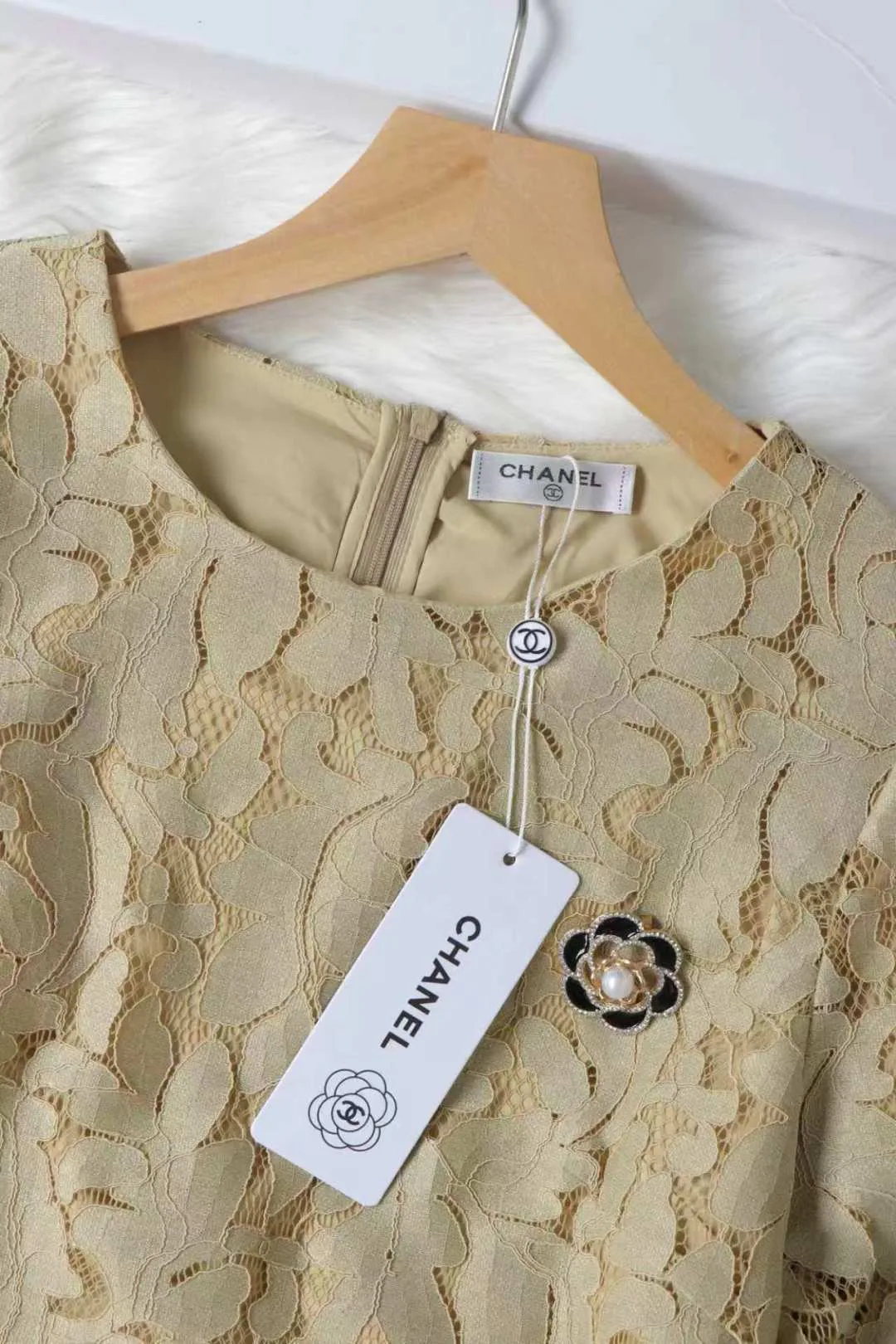 Платья Женские Chanel 16927100