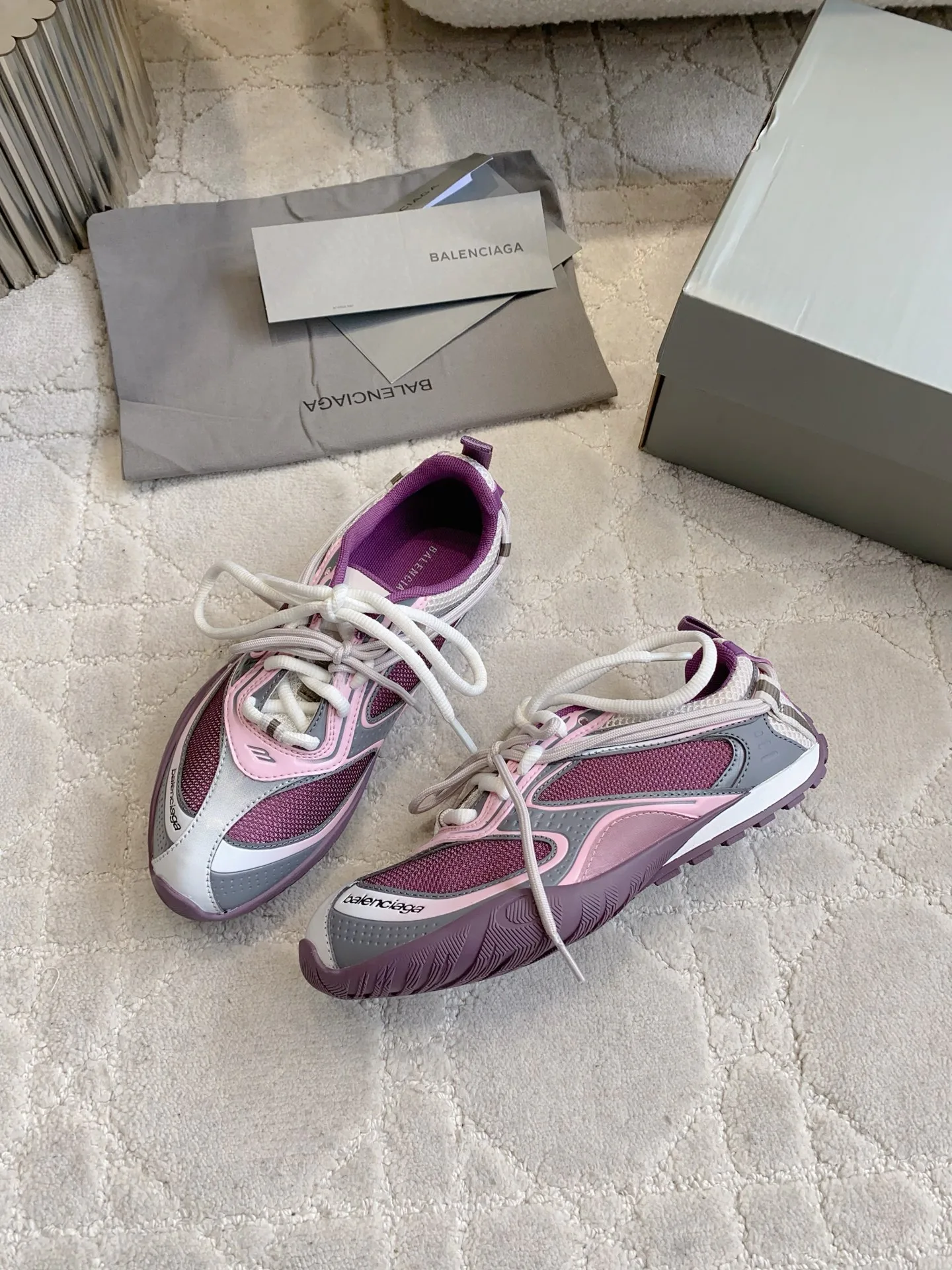 Кроссовки Женские Balenciaga 18133404