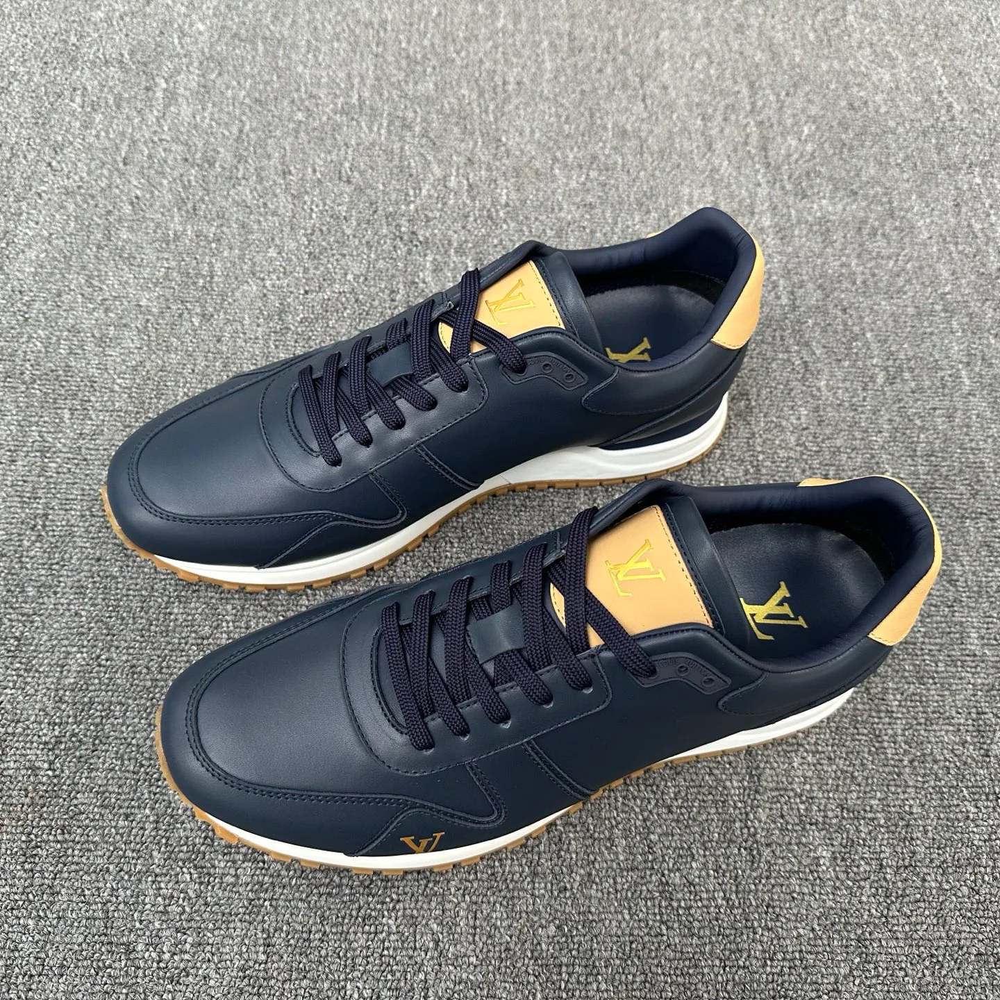 Кроссовки Мужские Louis Vuitton 1515816