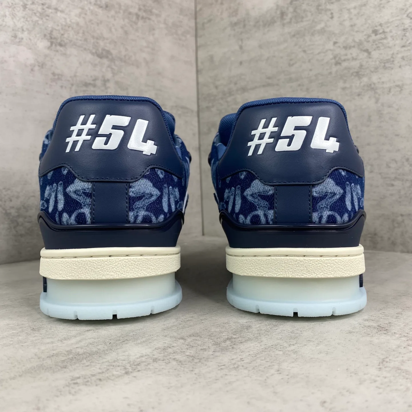 Кроссовки Женские Louis Vuitton 275323