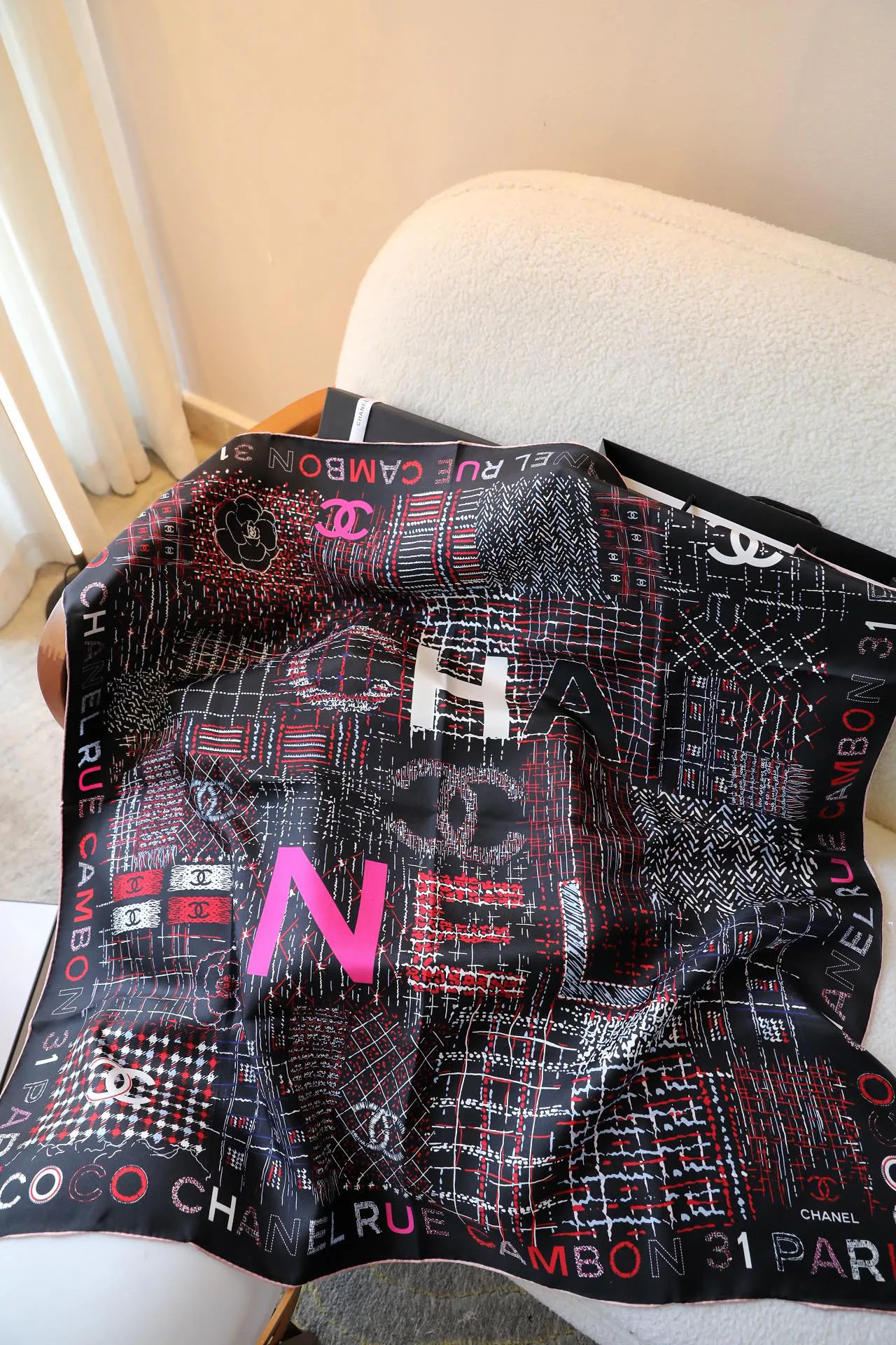 Платки Chanel 11852828