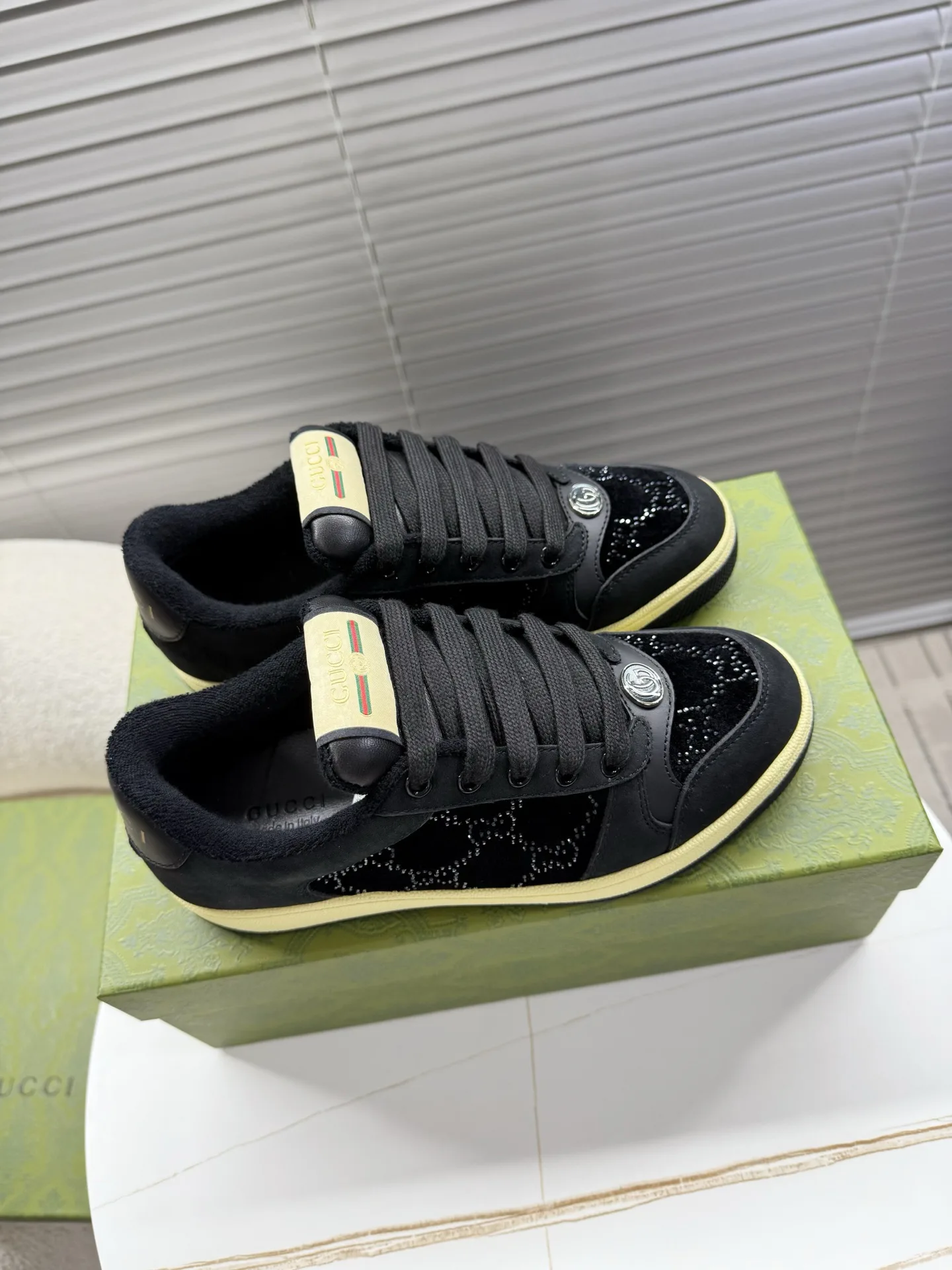 Кроссовки Женские Gucci 17451078
