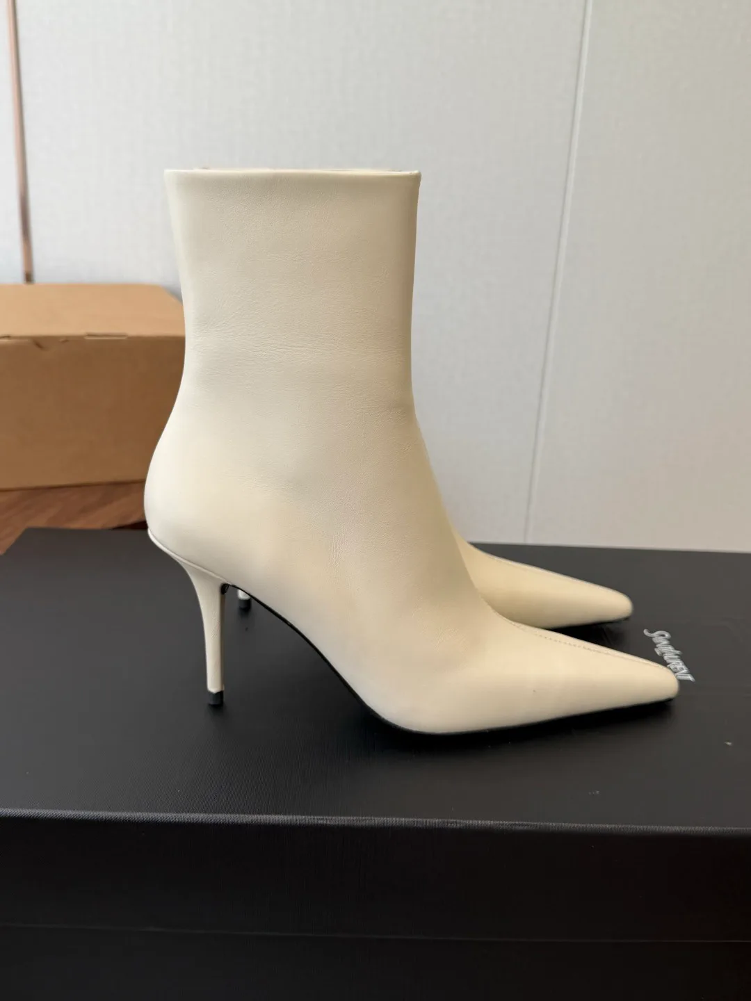 Ботильоны Женские Saint Laurent 18796316