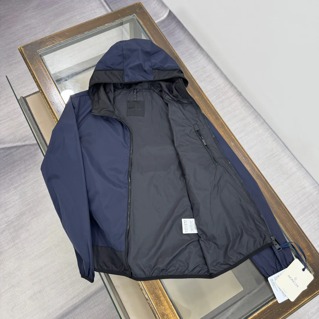 Куртки И Пуховики Женские Moncler 18002121
