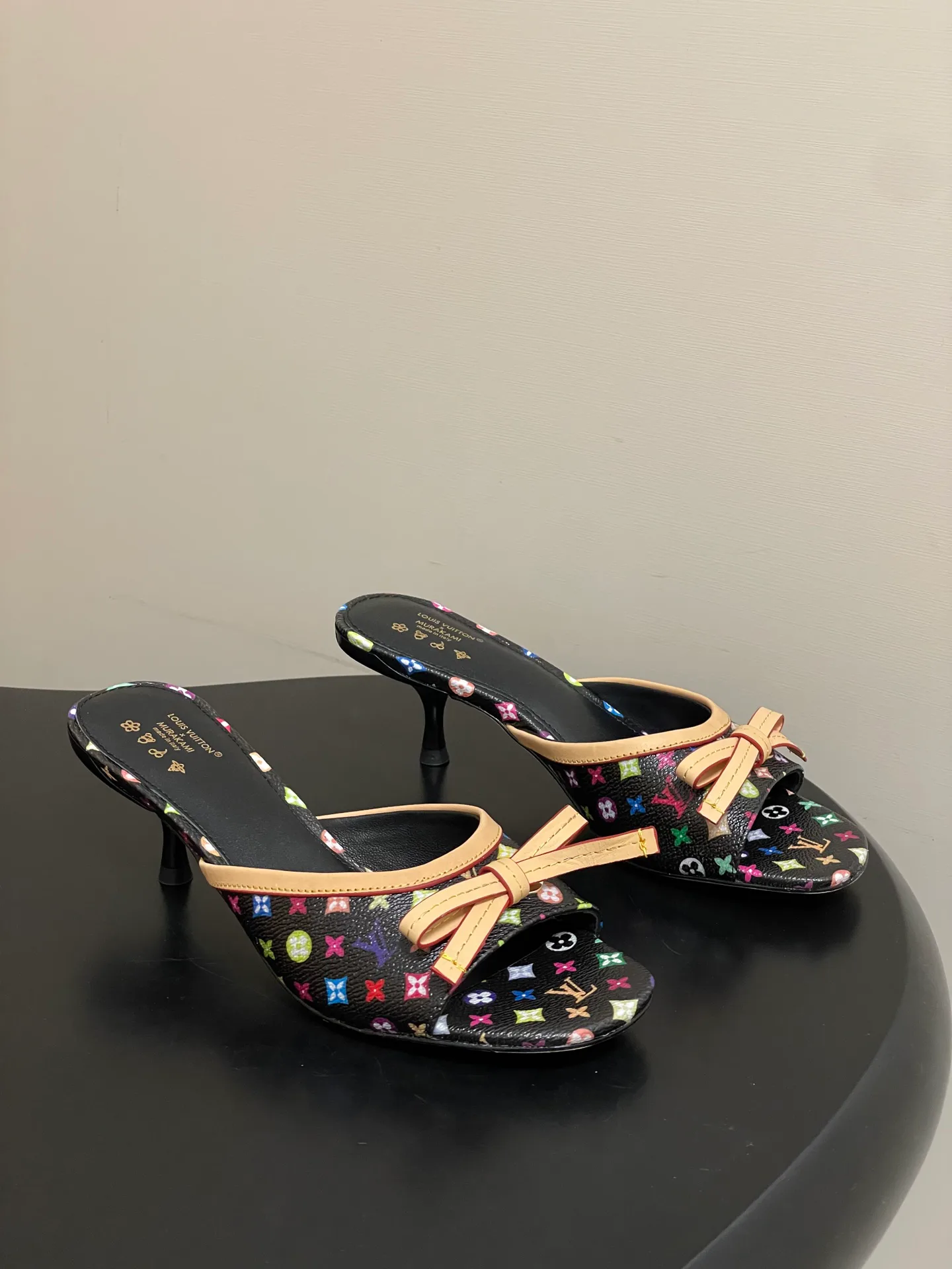 Босоножки Женские Louis Vuitton 11409849