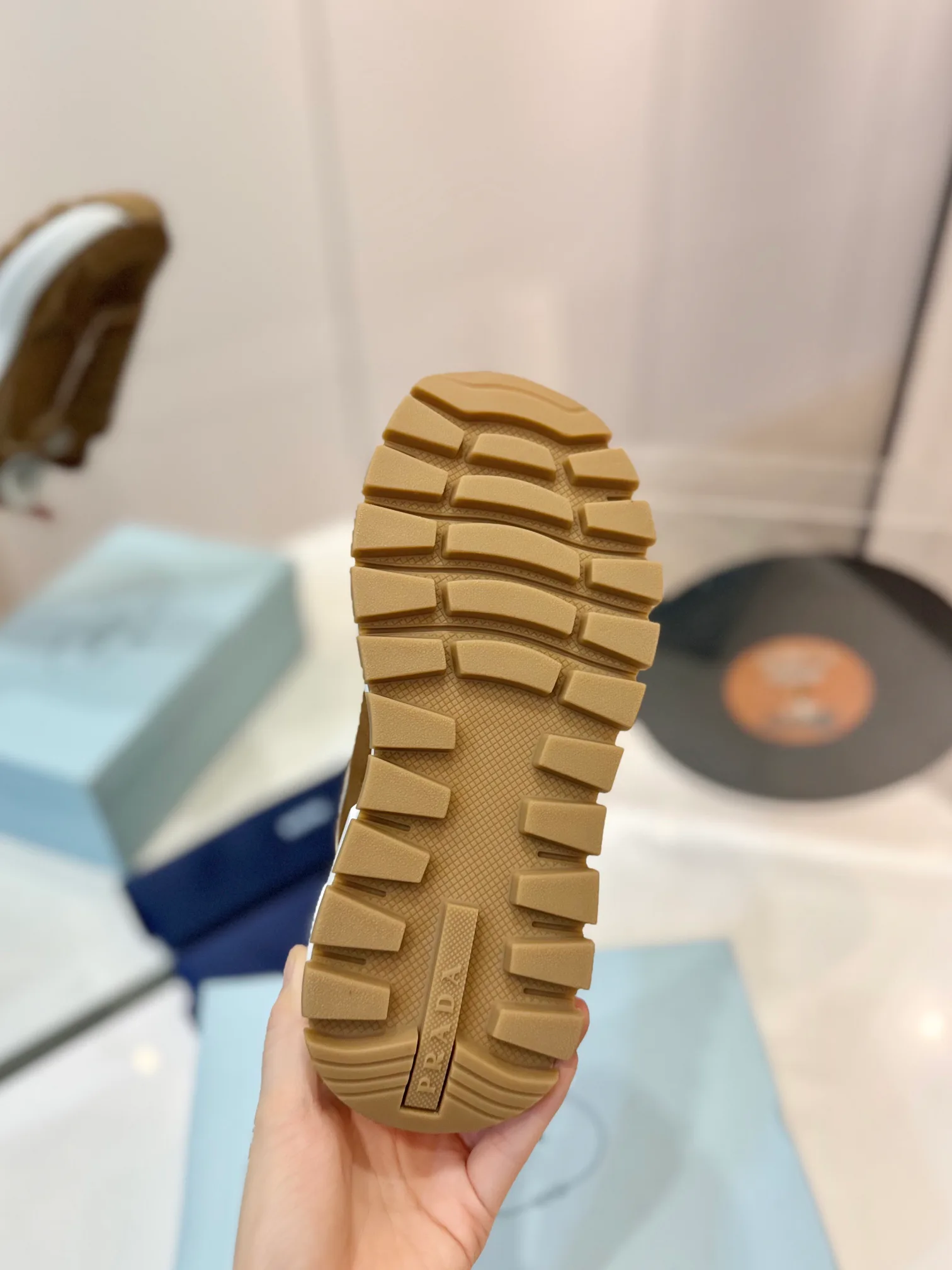 Кроссовки Женские Prada 9535084