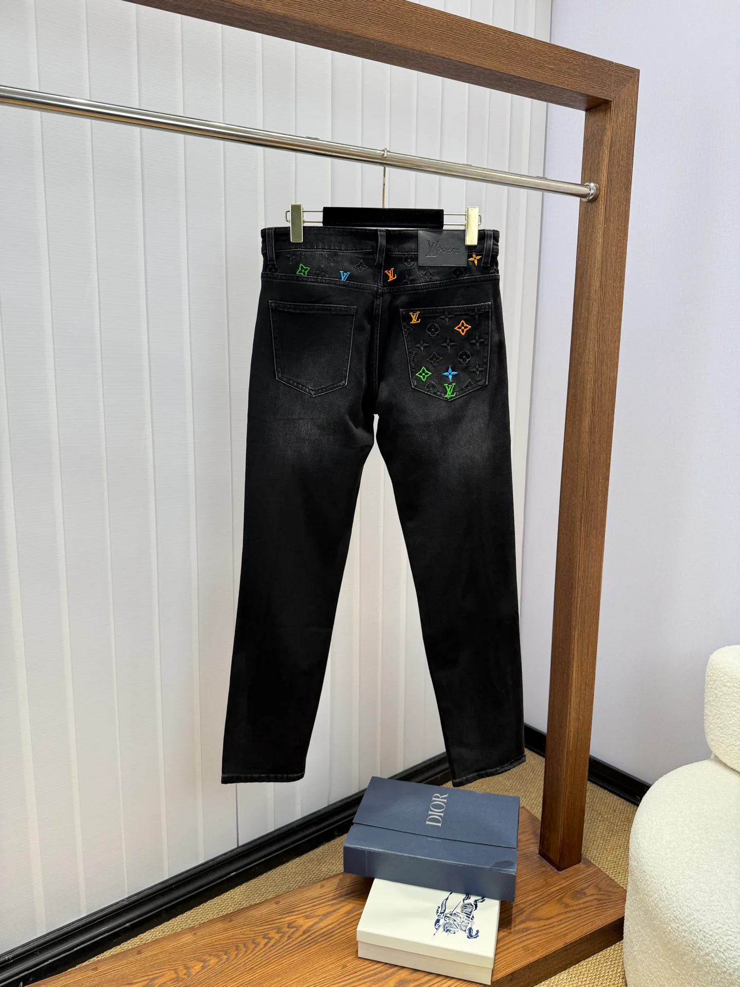 Джинсы Мужские Louis Vuitton 18029771