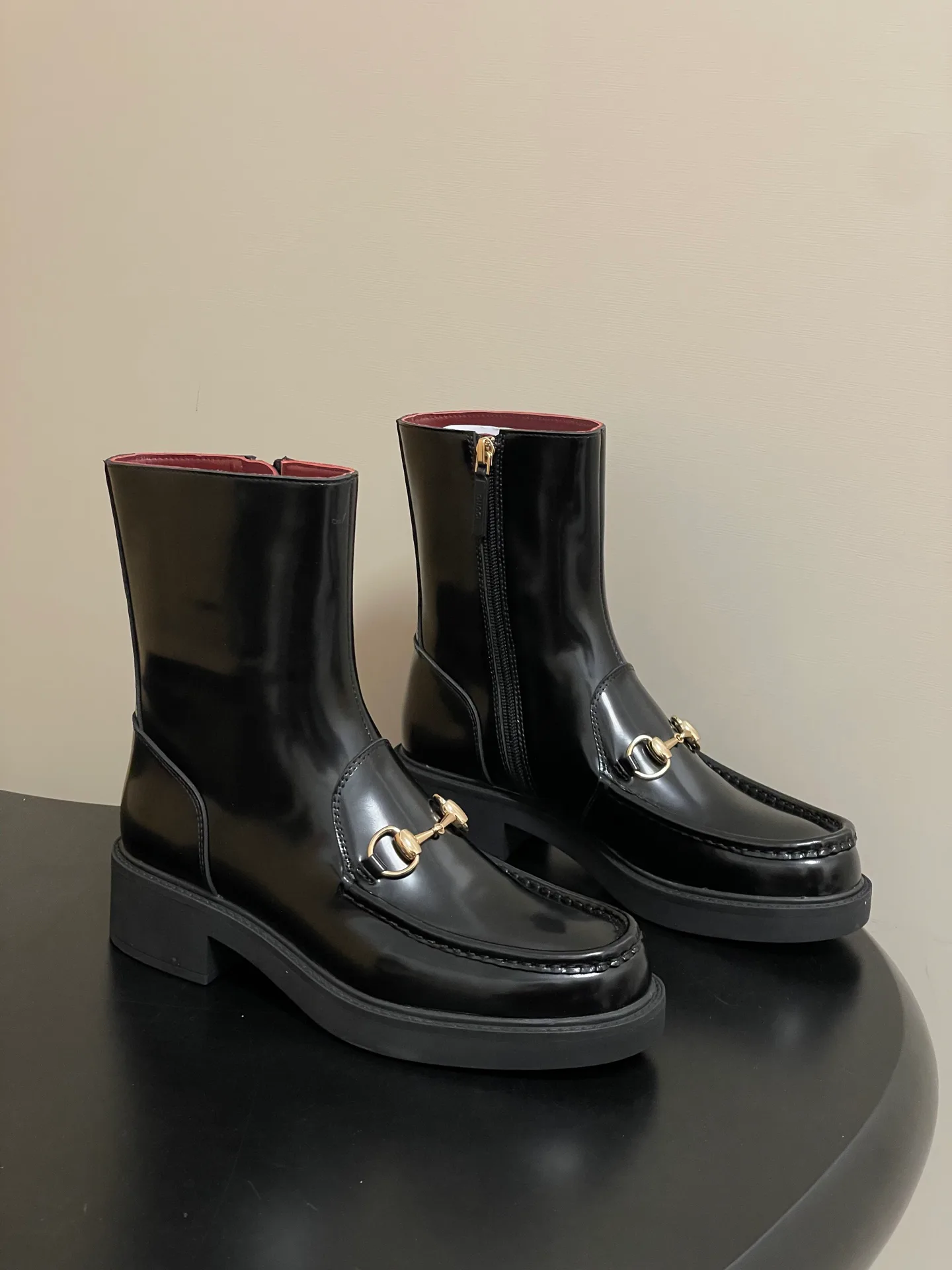 Ботинки Женские Gucci 725592