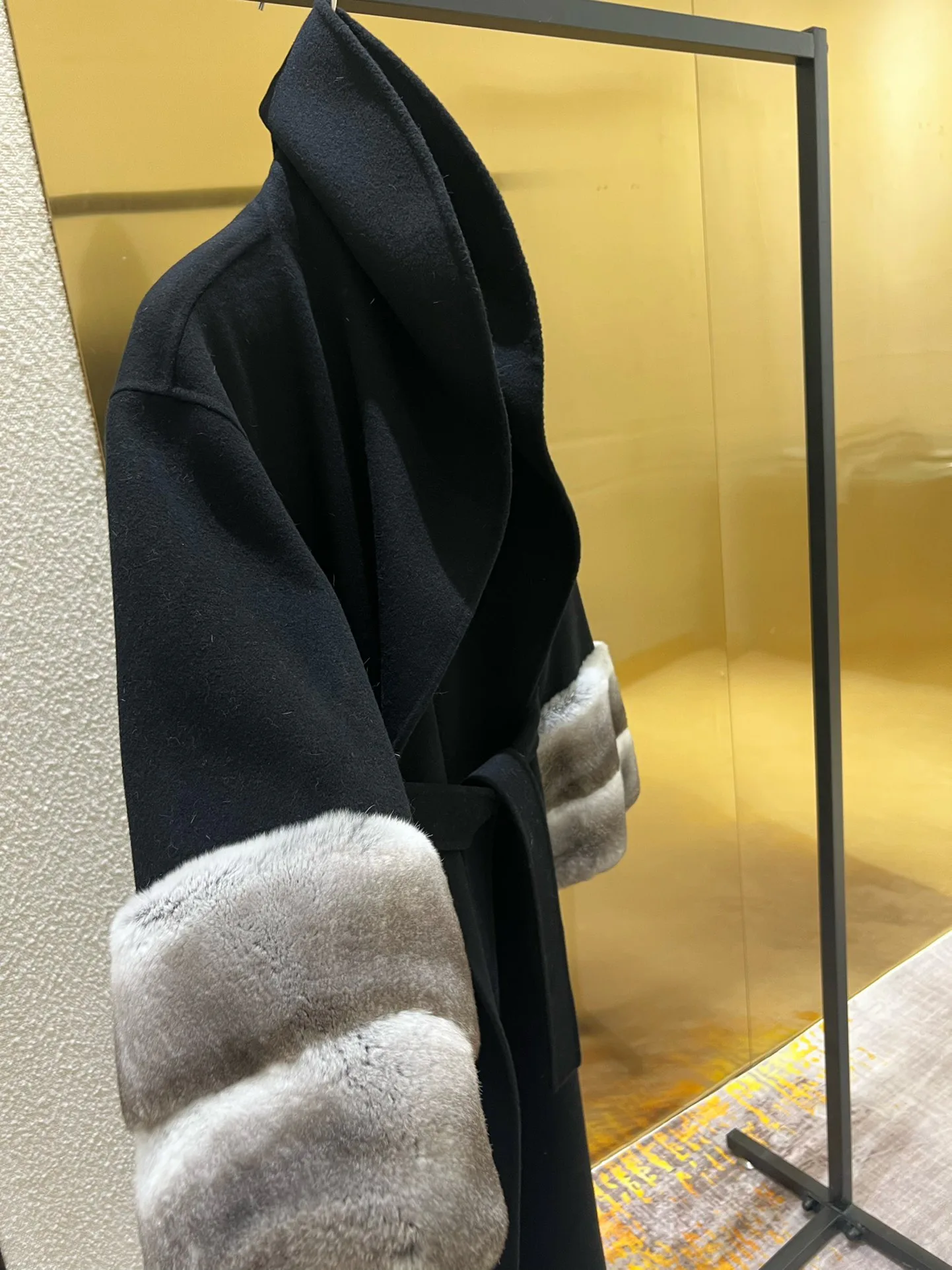 Пальто Женские Christian Dior 202402