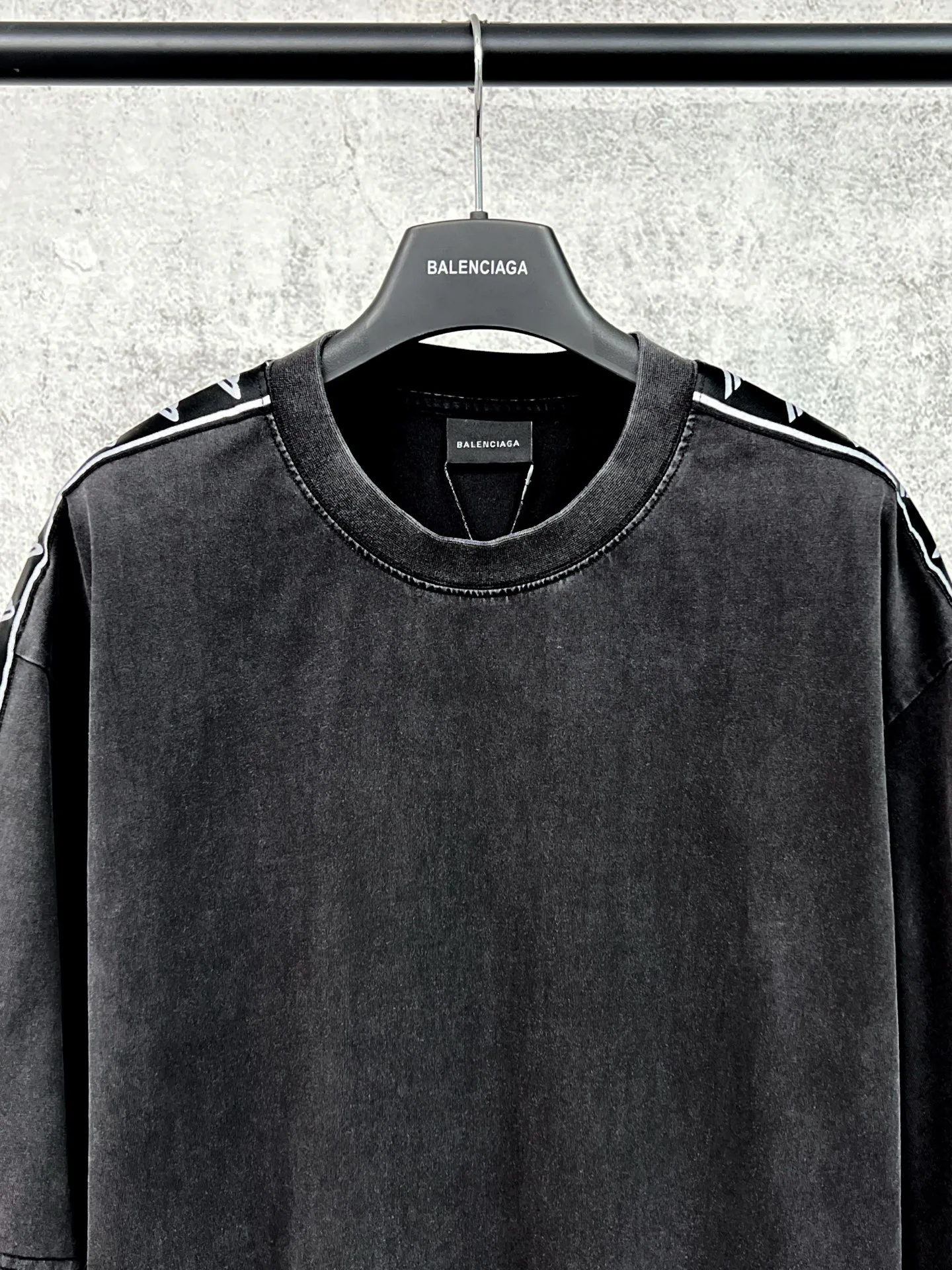 Футболки Женские Balenciaga 9465312