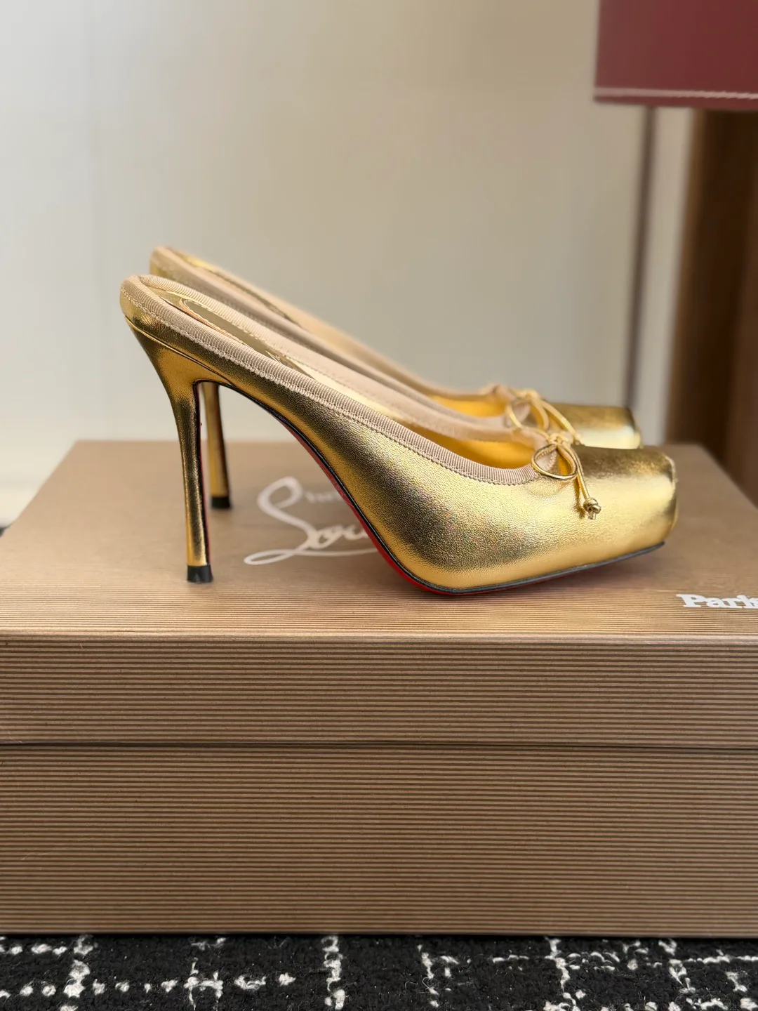 Туфли Женские Christian Louboutin 1561401