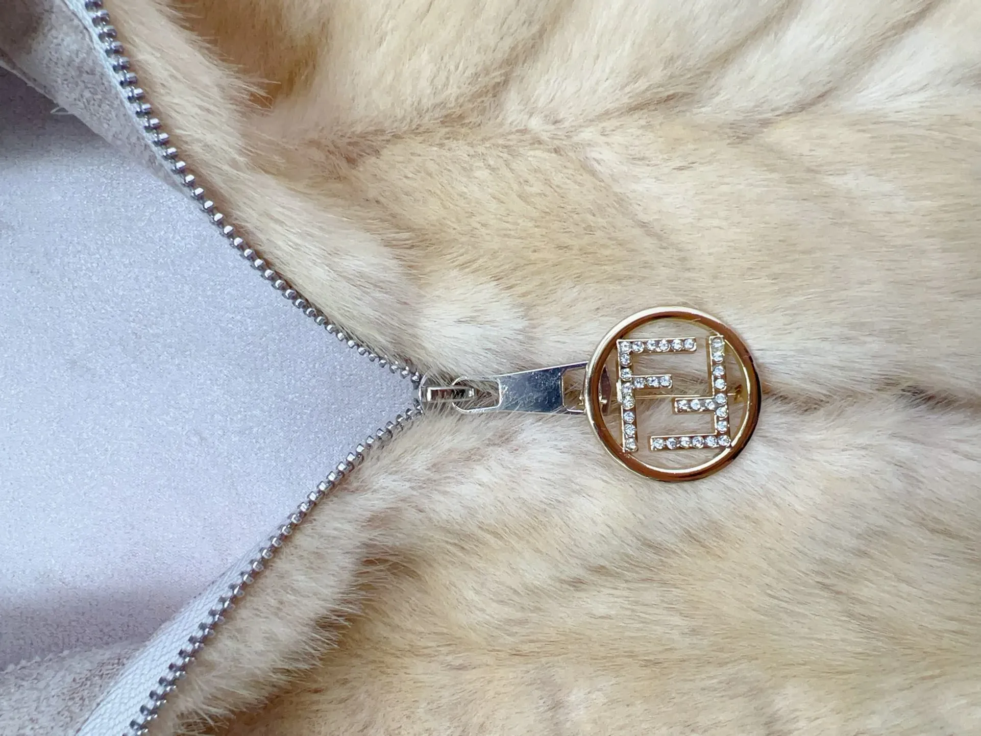 Шубы Женские Fendi 856082