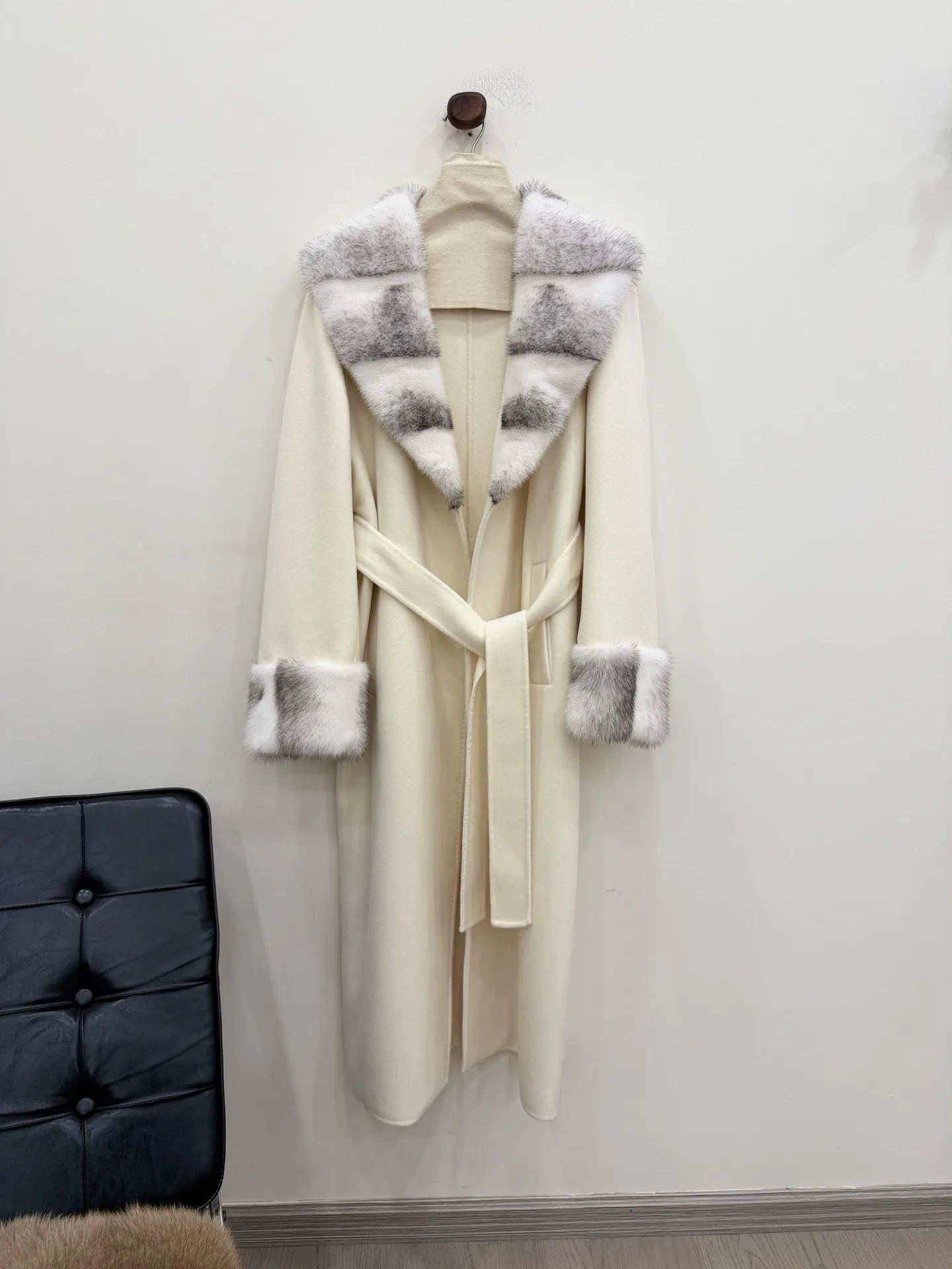 Пальто Женские Loro Piana 18326256