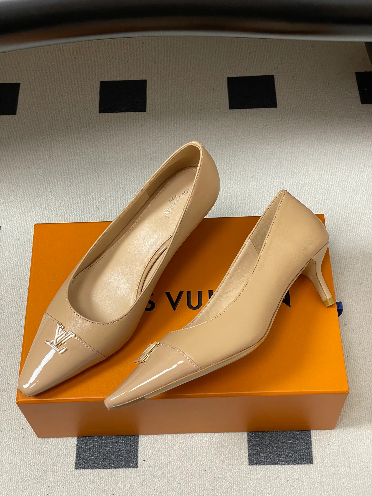 Туфли Женские Louis Vuitton 11628700