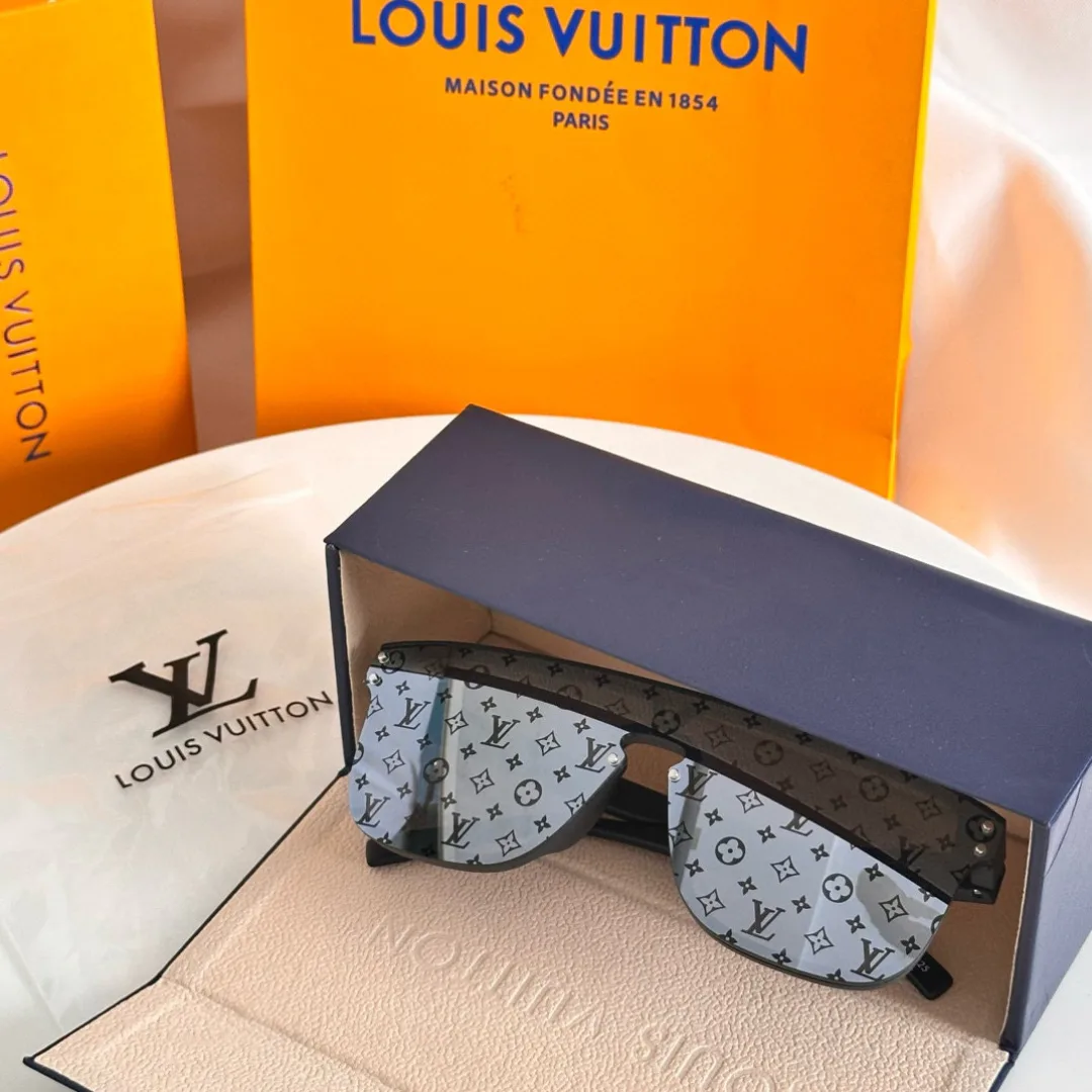 Очки Louis Vuitton 17350193
