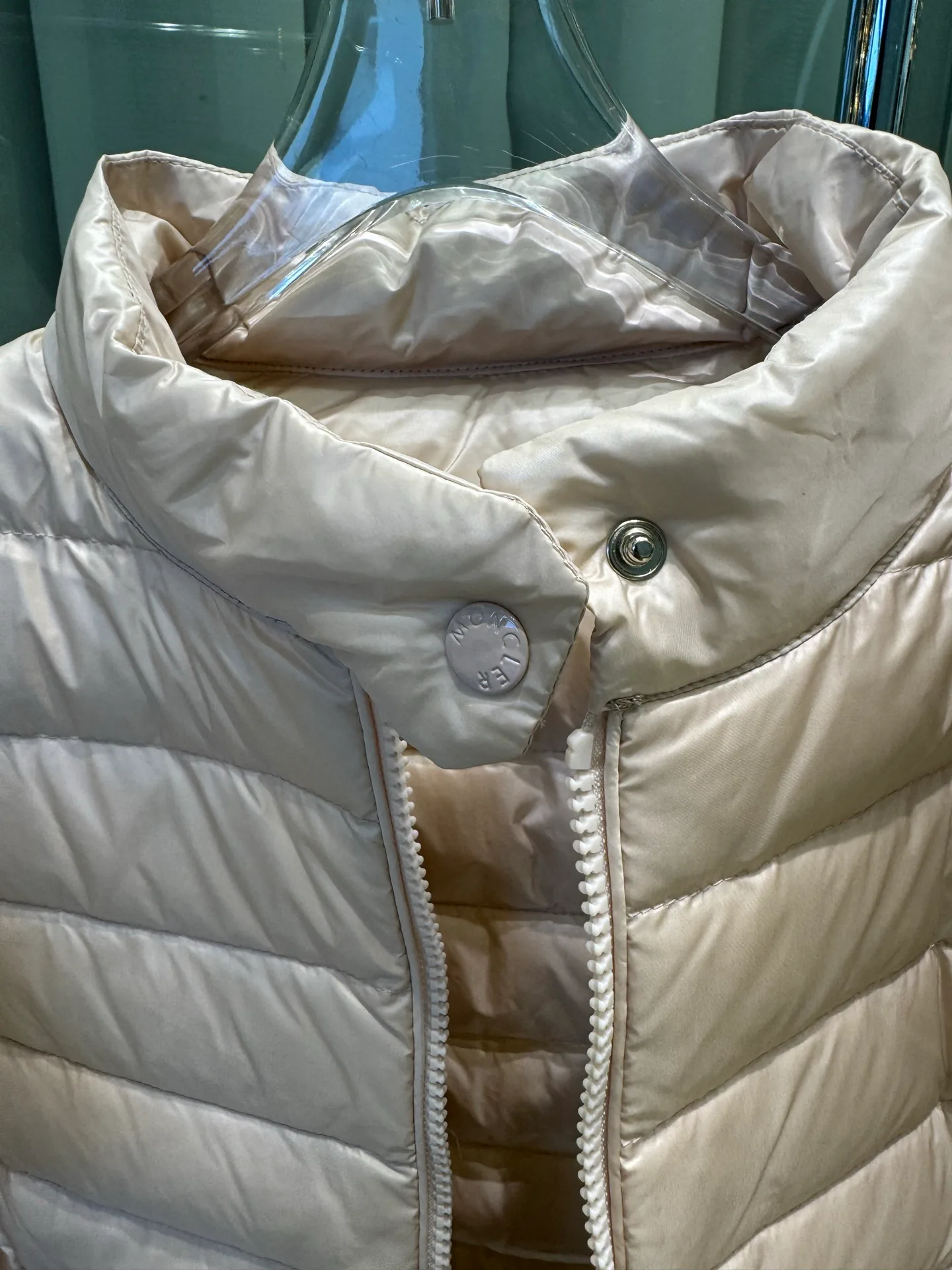 Куртки И Пуховики Женские Moncler 1223251