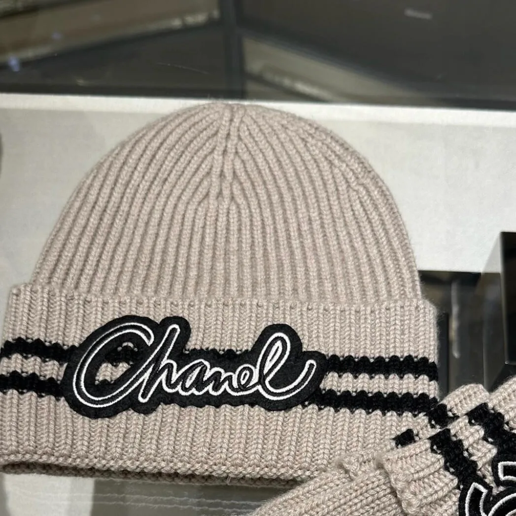 Головные Уборы Chanel 3897243