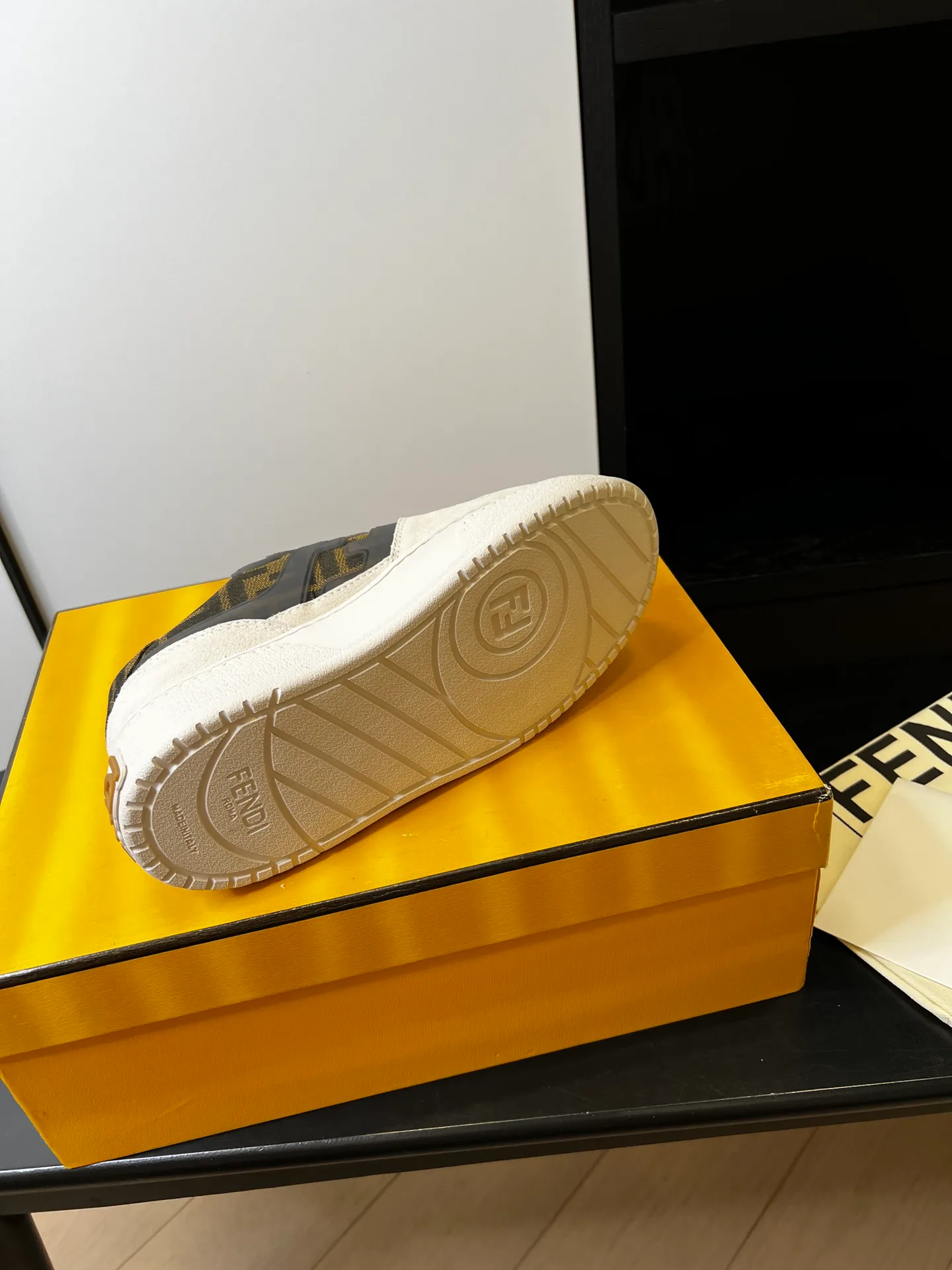 Кроссовки Женские Fendi 515275