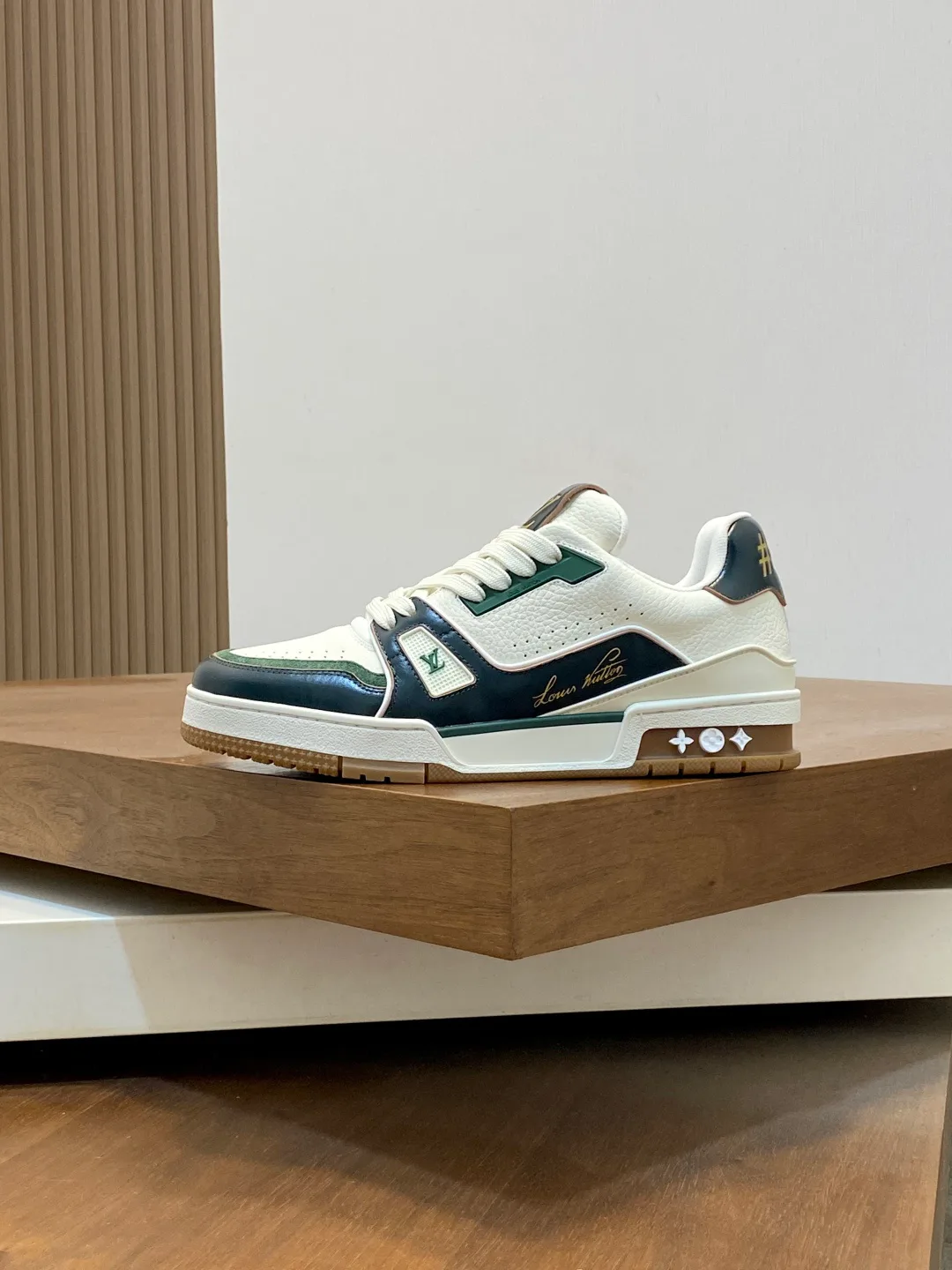 Кроссовки Мужские Louis Vuitton 11763482