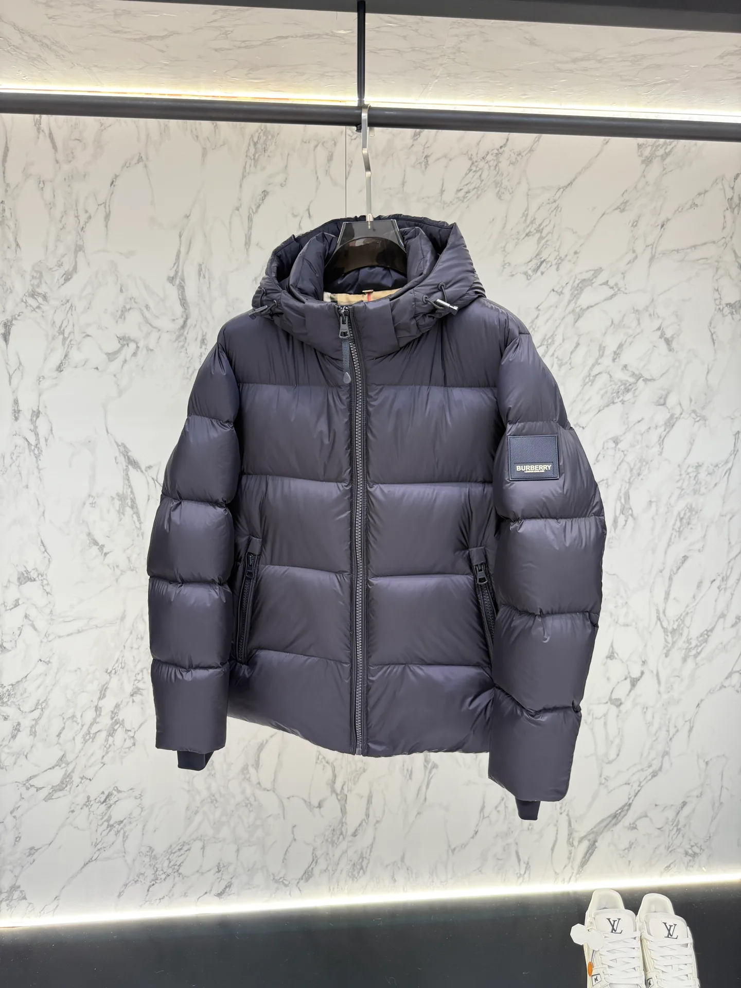Куртки И Пуховики Женские Burberry 18387695