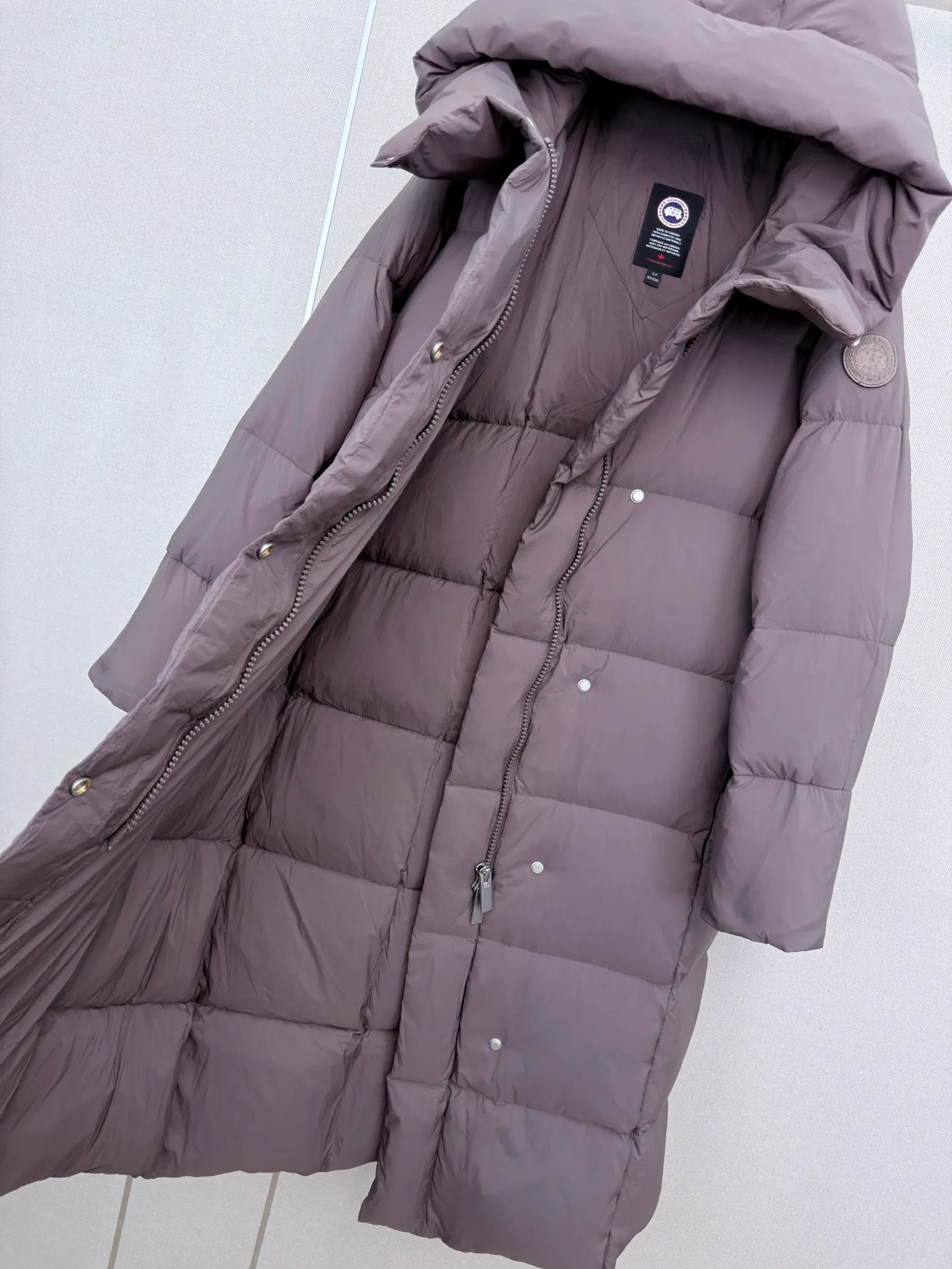 Куртки И Пуховики Женские Canada Goose 18108344