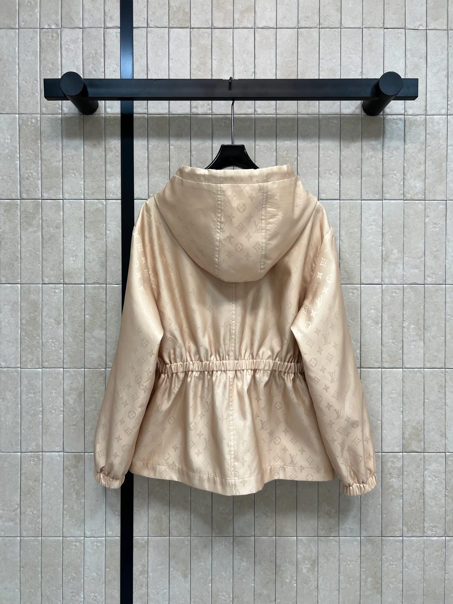 Куртки И Пуховики Женские Louis Vuitton 476617