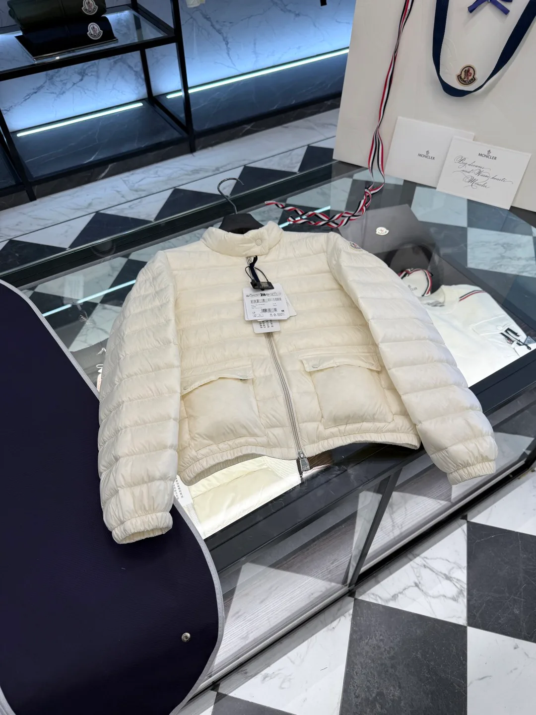 Куртки И Пуховики Женские Moncler 18741273