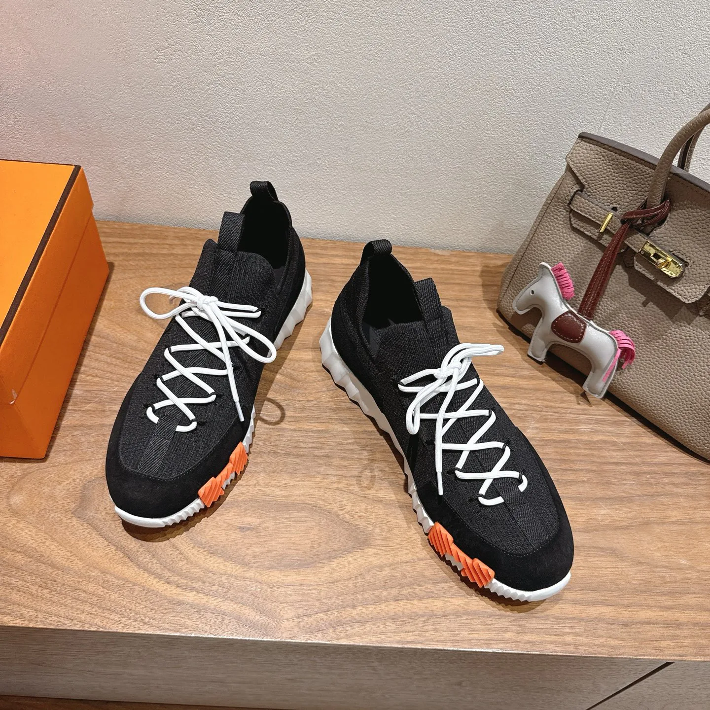 Кроссовки Женские Hermes 4852683