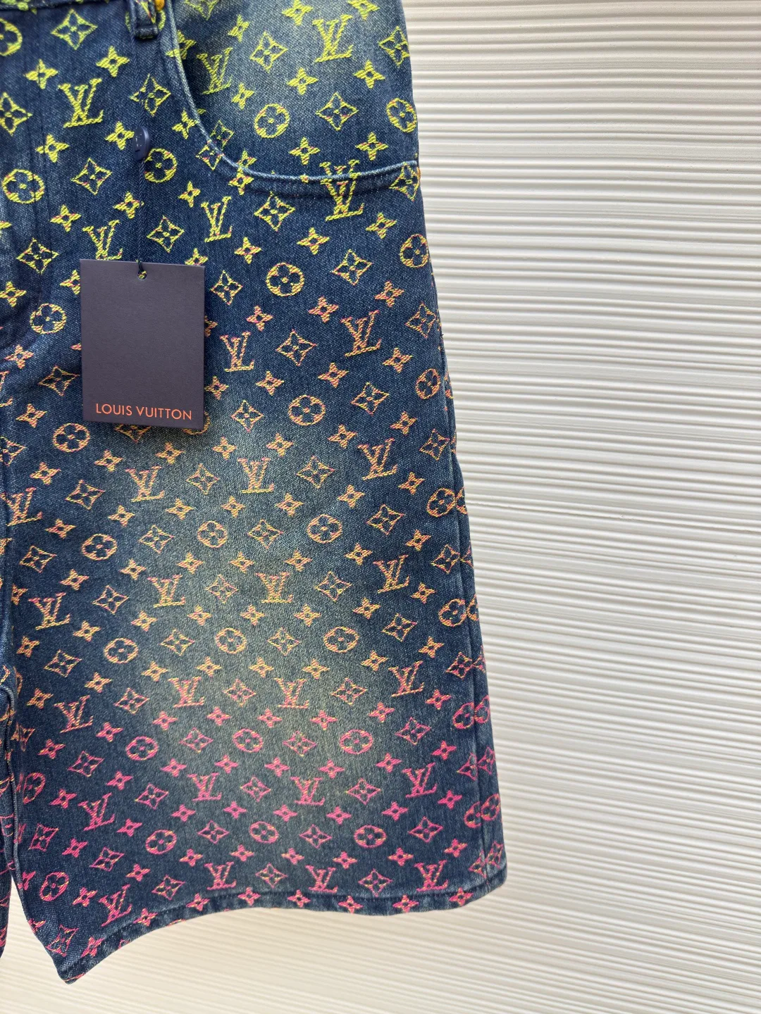 Шорты Мужские Louis Vuitton 8973431