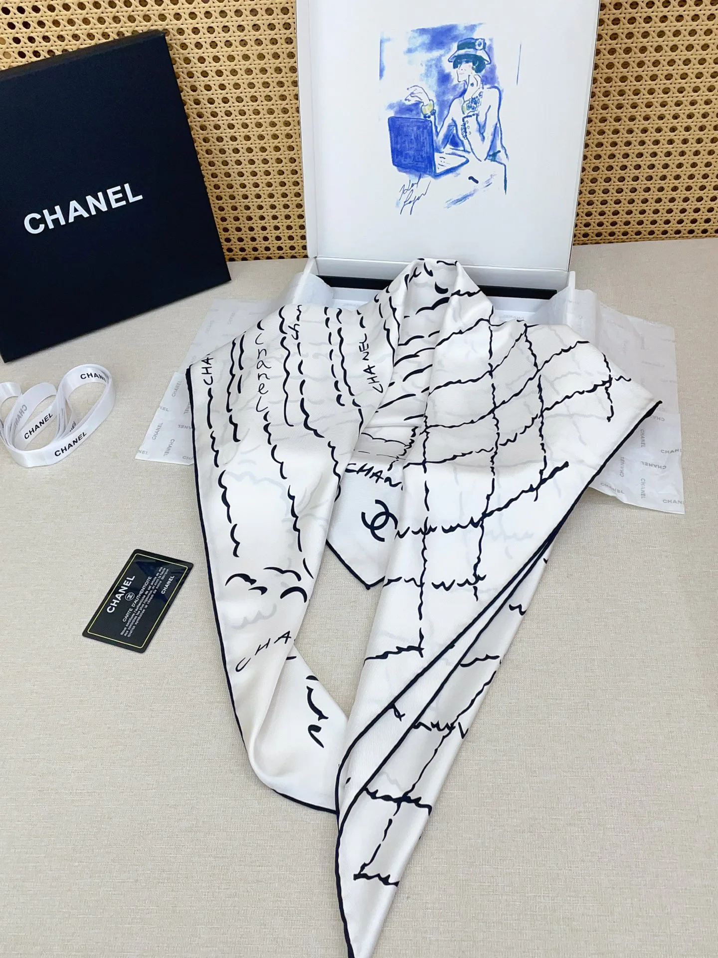 Платки Chanel 13119684