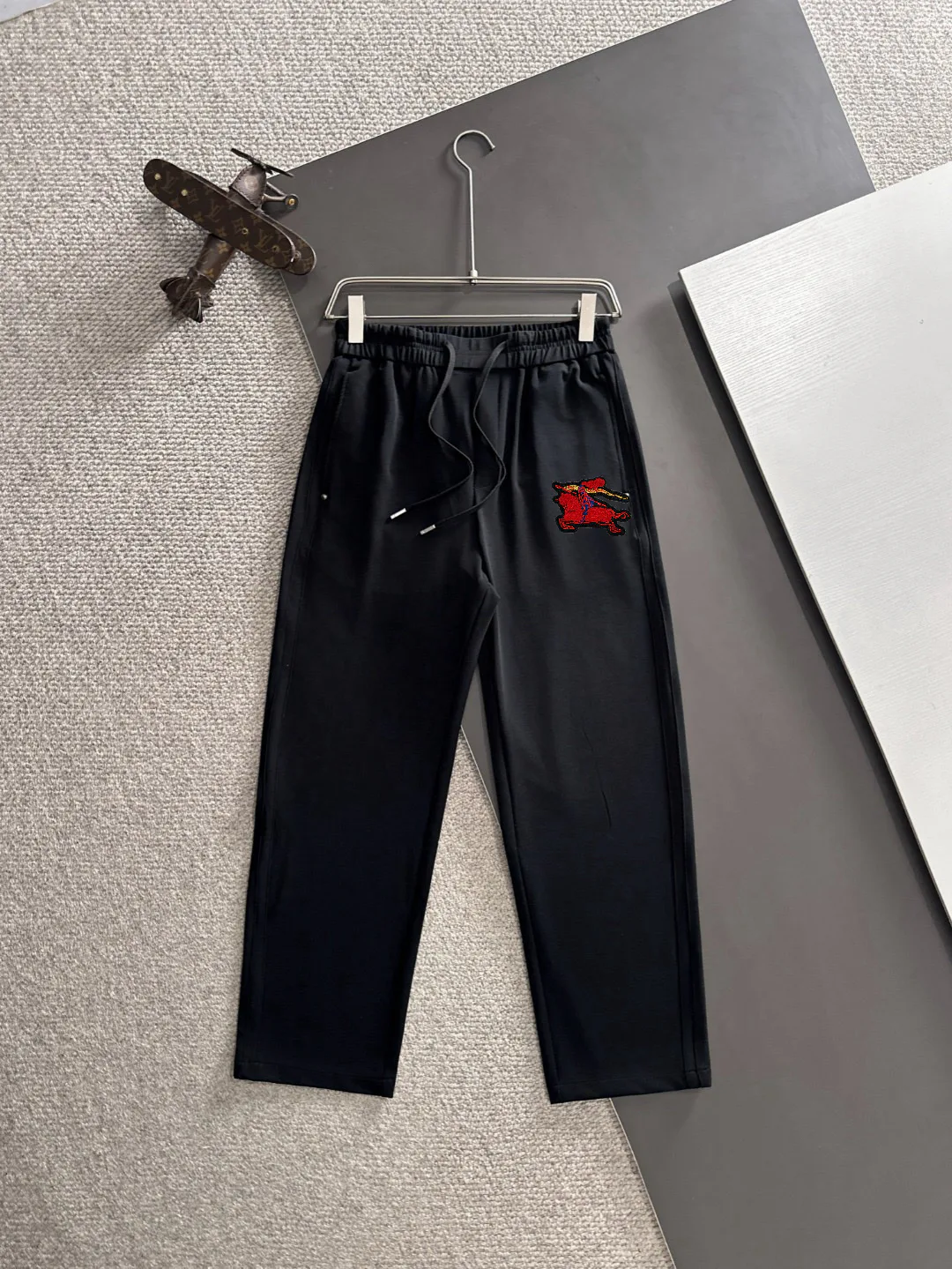 Брюки Мужские Burberry 11683942