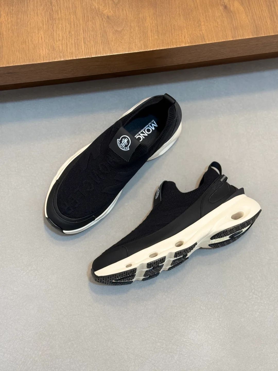 Кроссовки Мужские Moncler 17530474