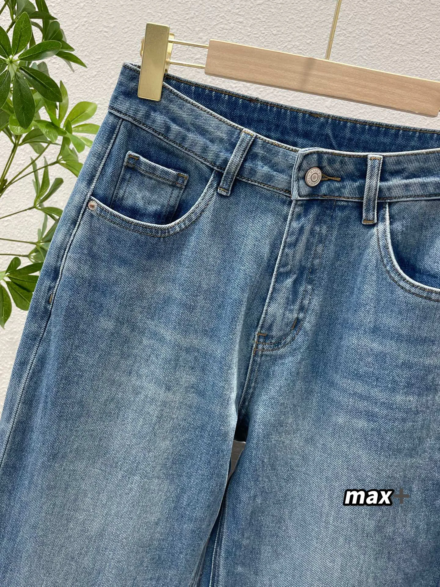 Джинсы Женские Chanel 11385467