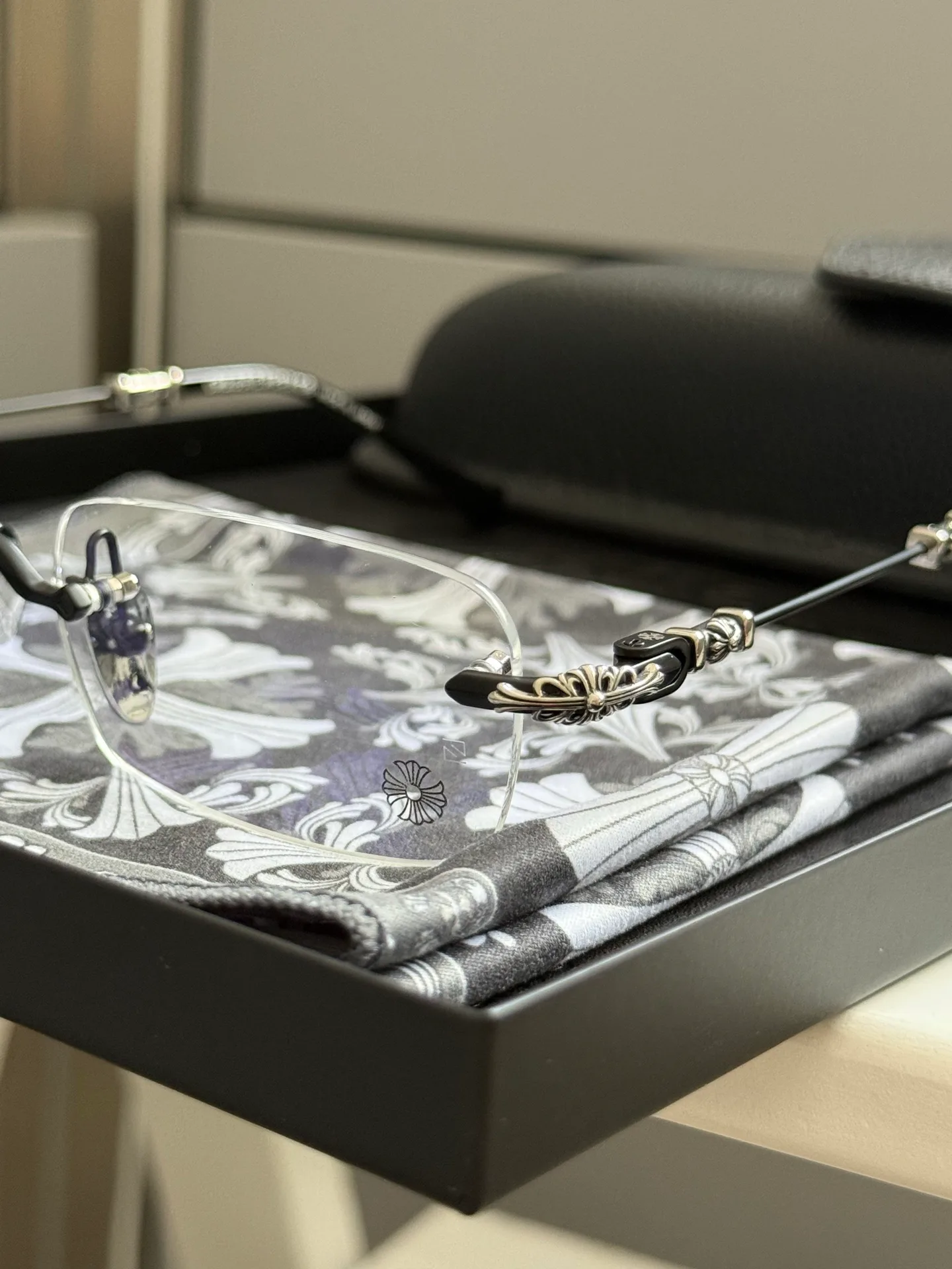 Очки Chrome Hearts 1425391