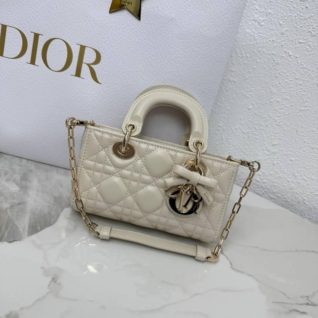Классические Сумки Женские Christian Dior 17601435