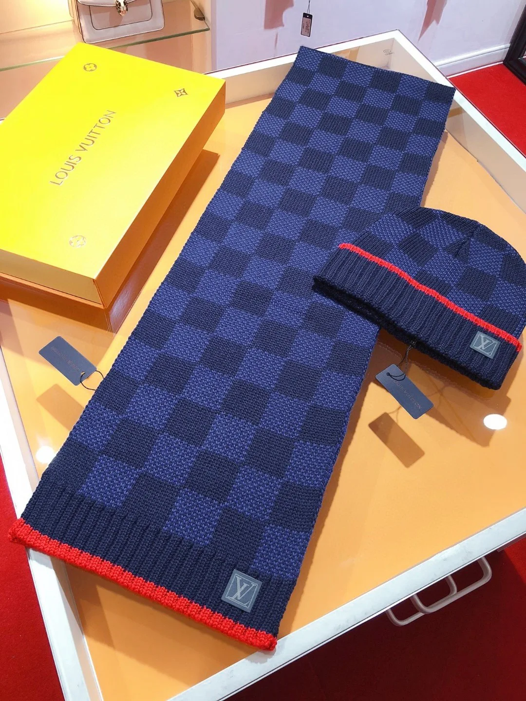 Шарфы Louis Vuitton 2588561