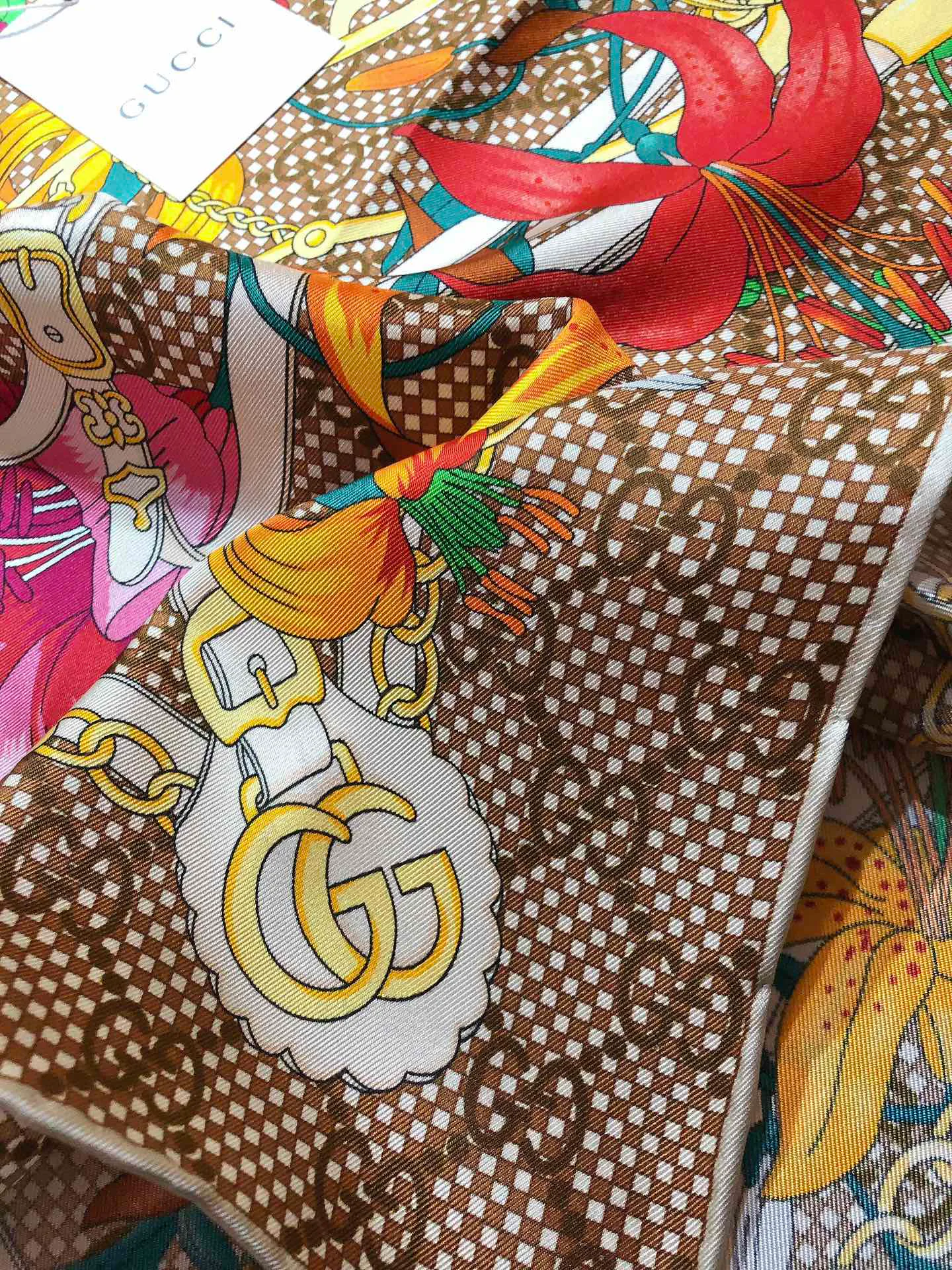Платки Gucci 10185