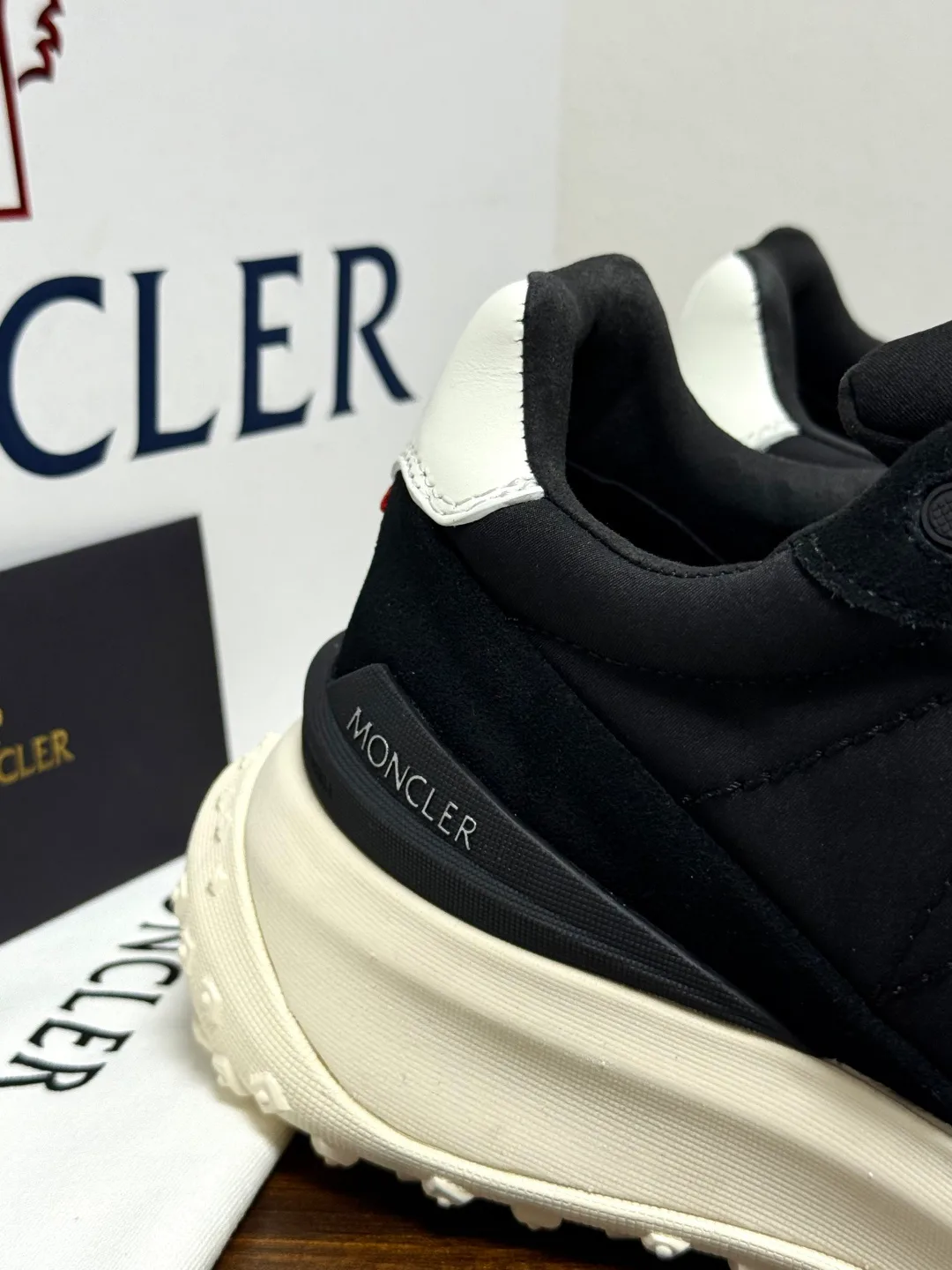 Кроссовки Мужские Moncler 19258368