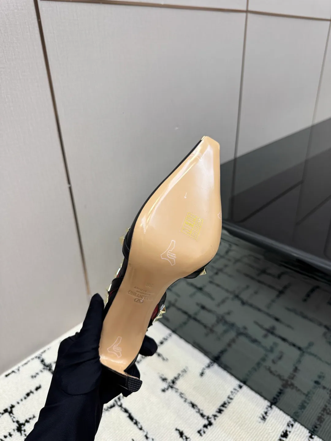 Босоножки Женские Valentino 17594493