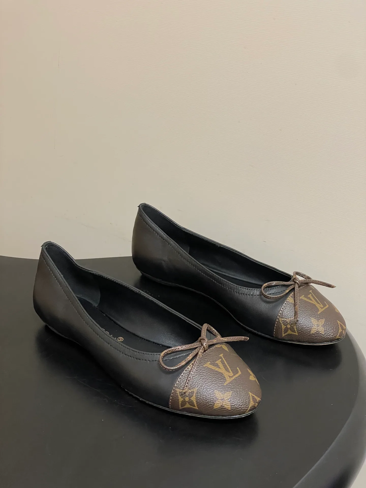 Балетки Женские Louis Vuitton 11581003