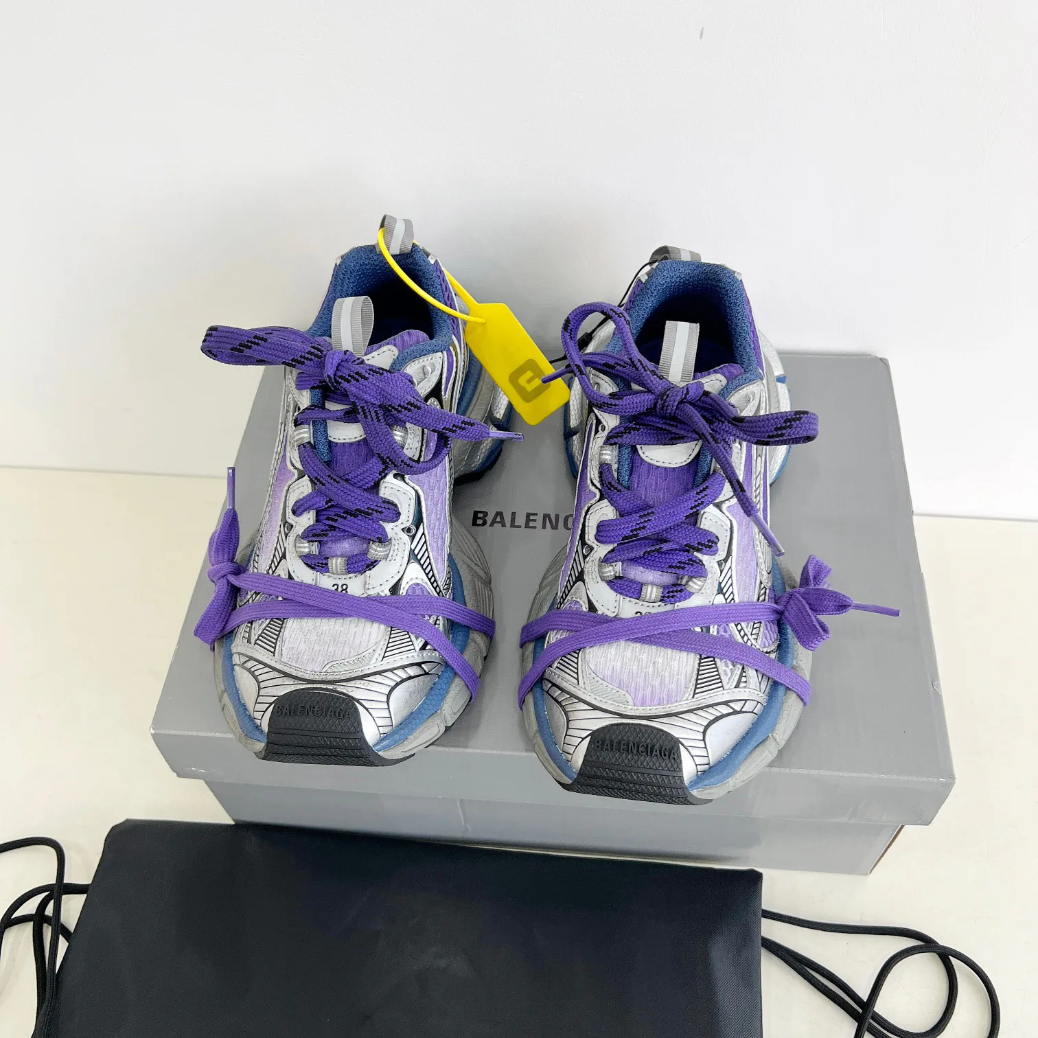 Кроссовки Женские Balenciaga 6428076