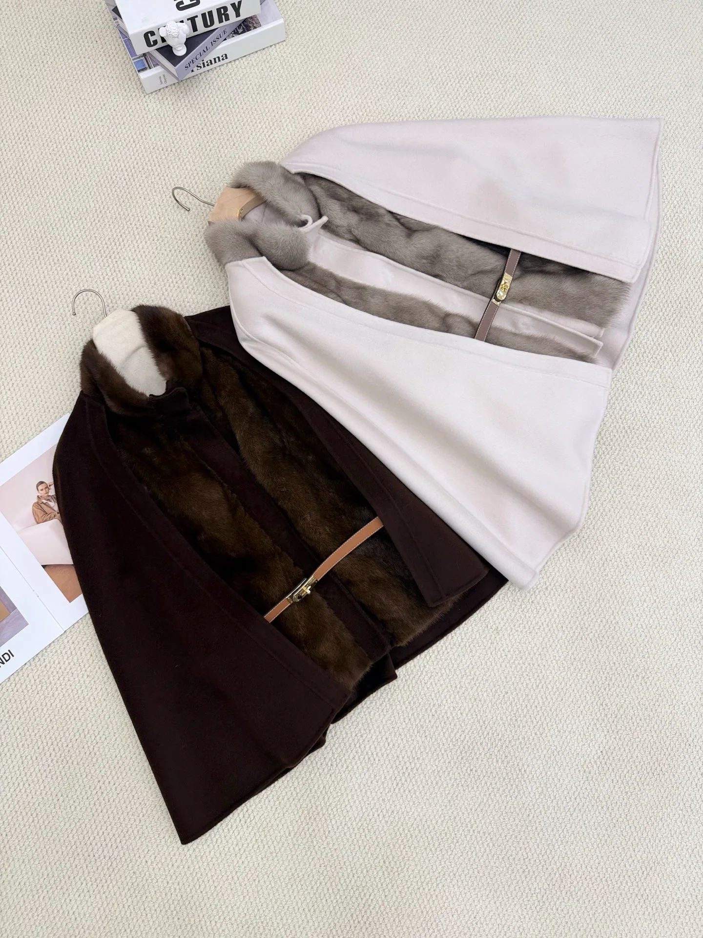 Пальто Женские Loro Piana 18770275