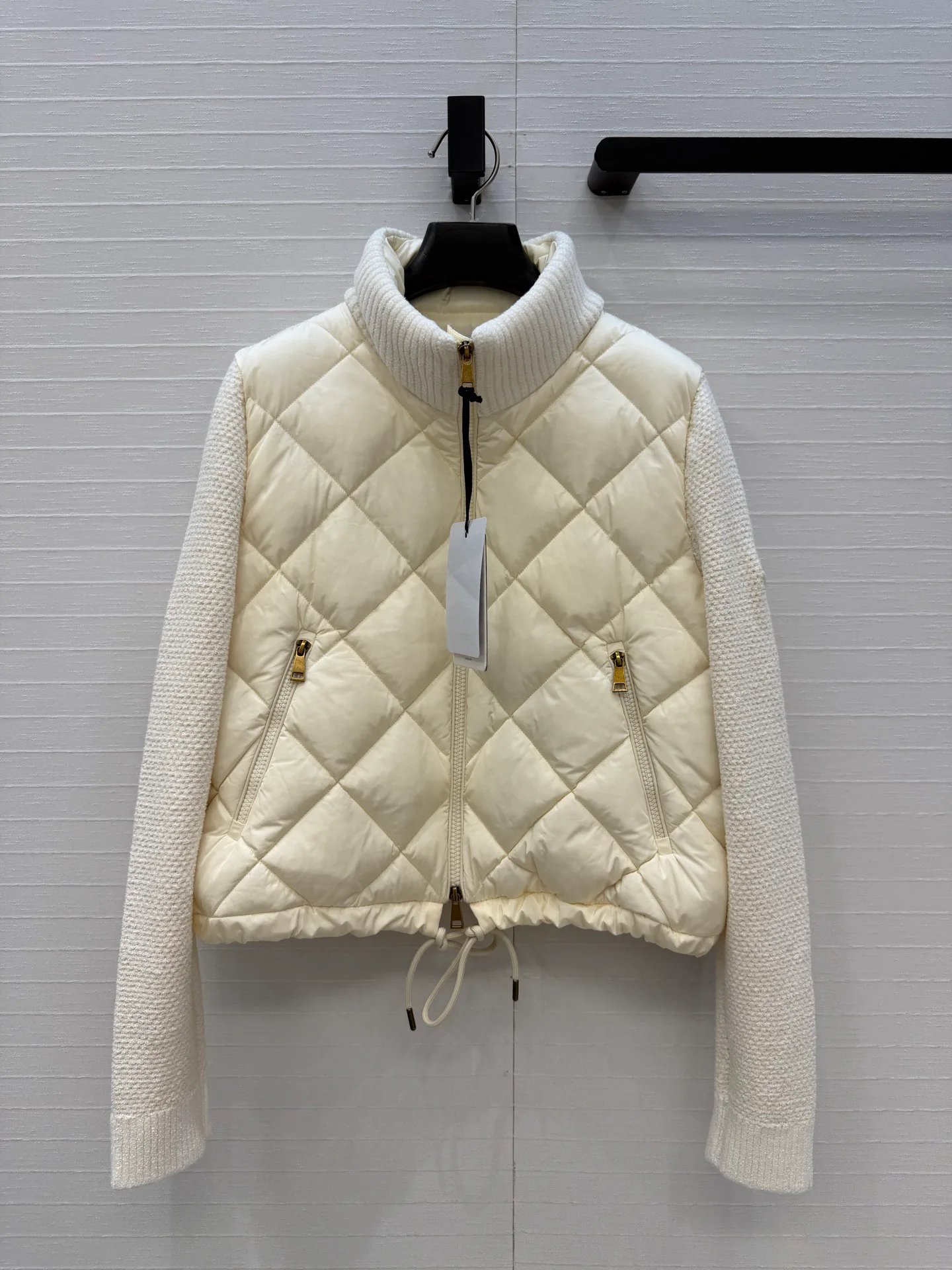 Куртки И Пуховики Женские Moncler 18678155