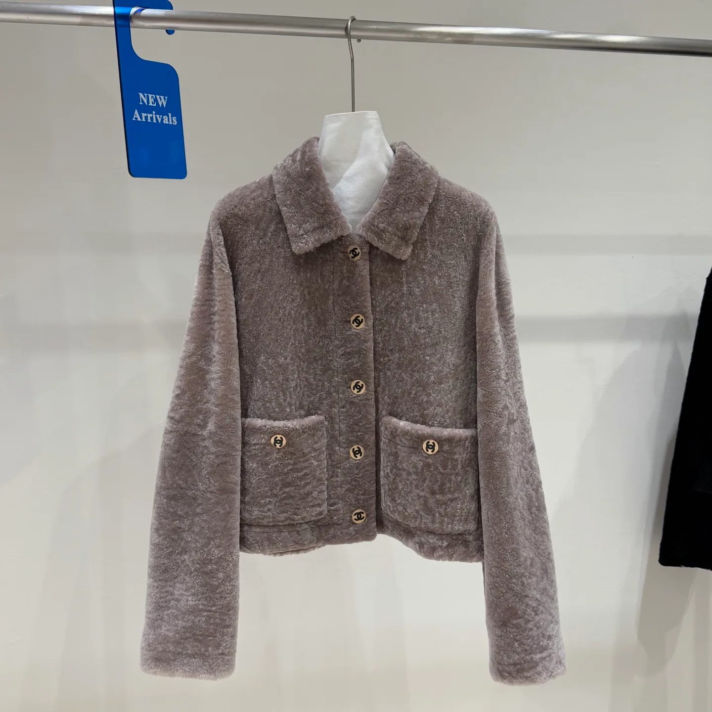 Кожаные Куртки И Дублёнки Женские Chanel 17921275