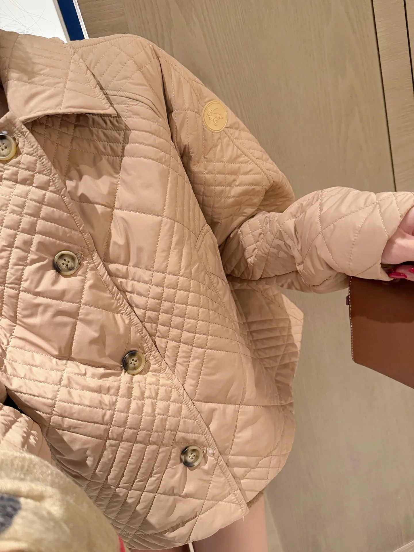 Куртки И Пуховики Женские Burberry 19567171