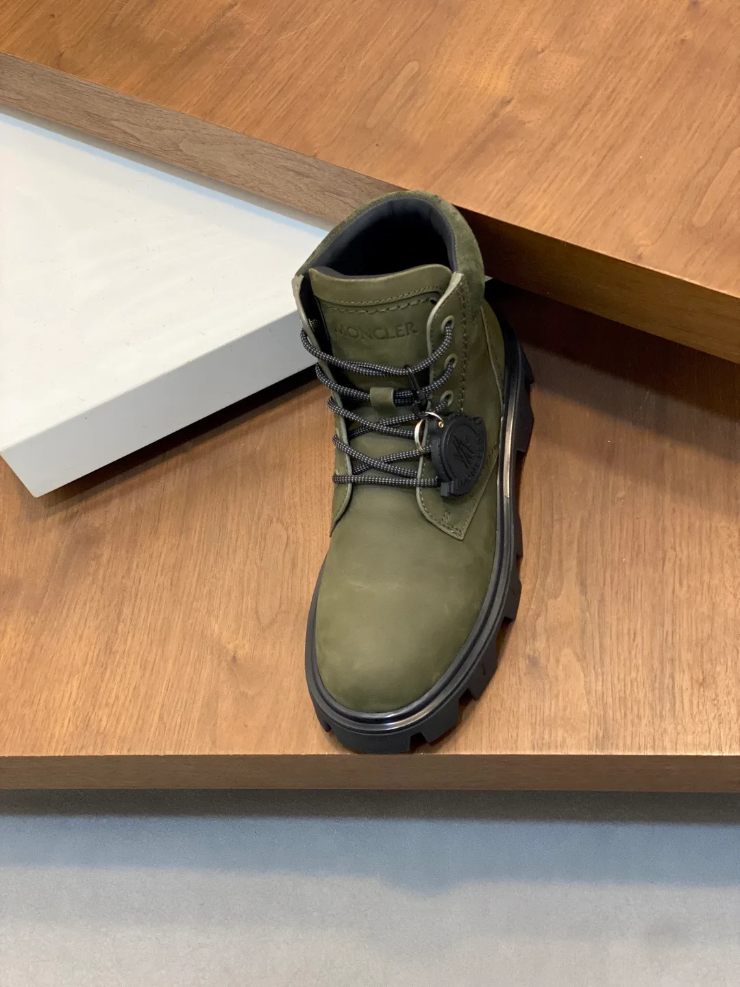 Ботинки Мужские Moncler 411261