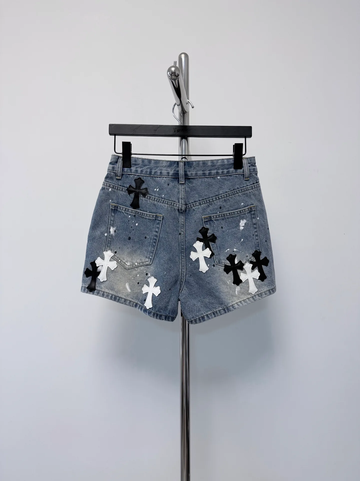 Шорты Женские Chrome Hearts 11246160